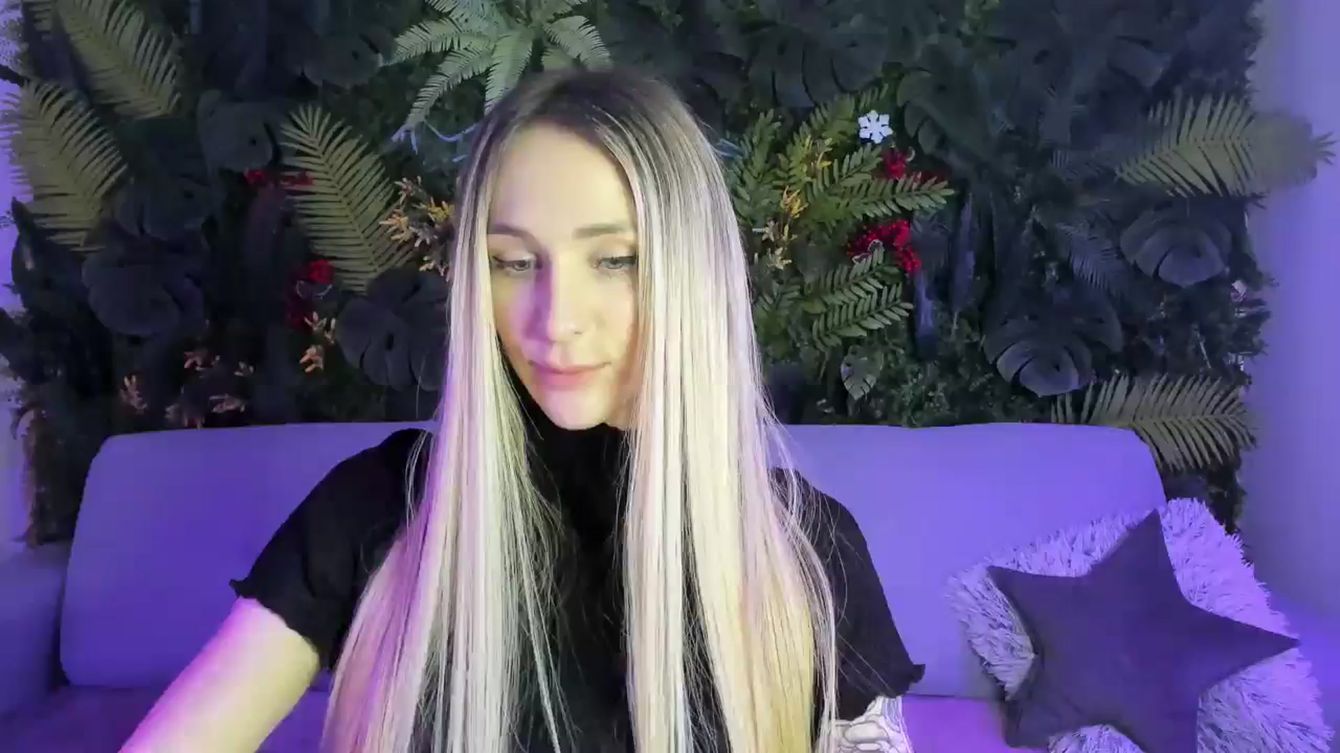 Gallery image thumbnail from Horny_Blond's myfreecams stream on, 01/05/2026, 10:32 image 8 of 20
