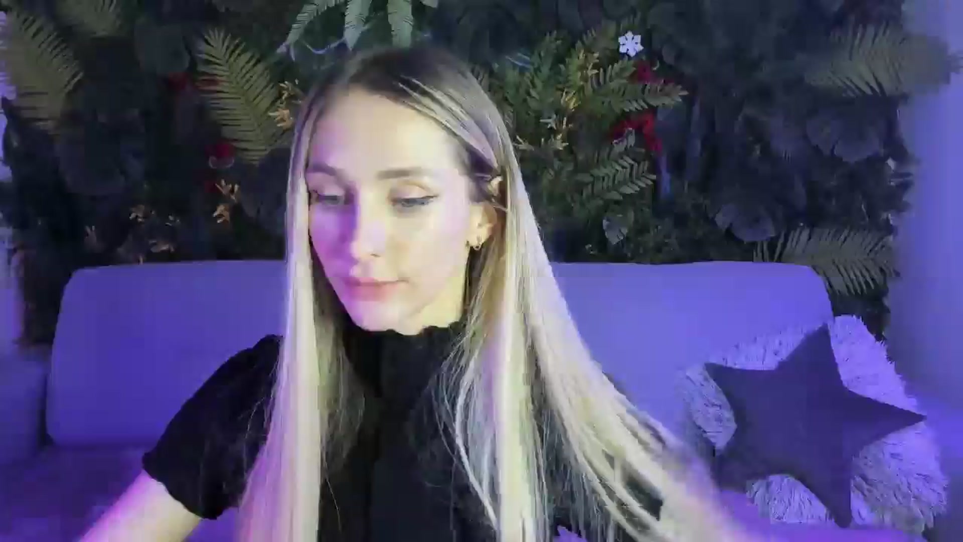 Gallery image thumbnail from Horny_Blond's myfreecams stream on, 01/05/2026, 10:32 image 14 of 20
