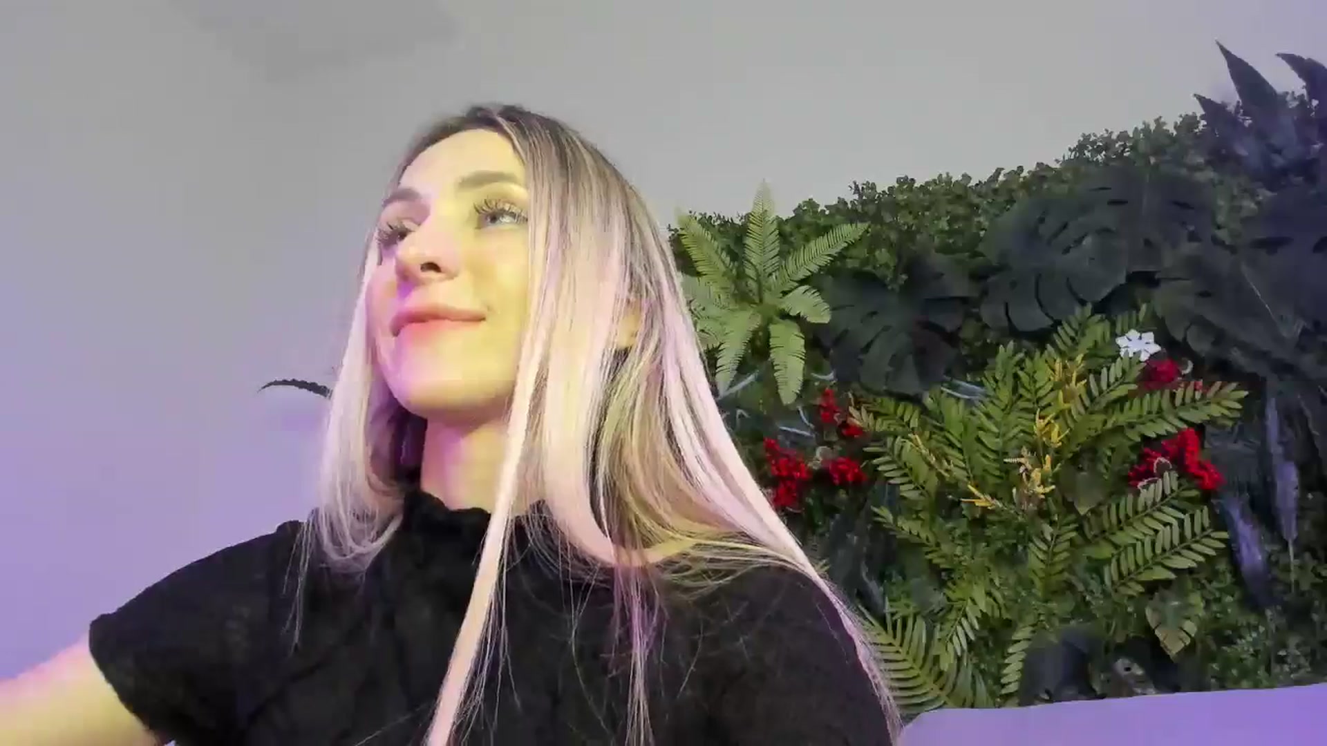 Gallery image thumbnail from Horny_Blond's myfreecams stream on, 01/05/2026, 13:33 image 17 of 20