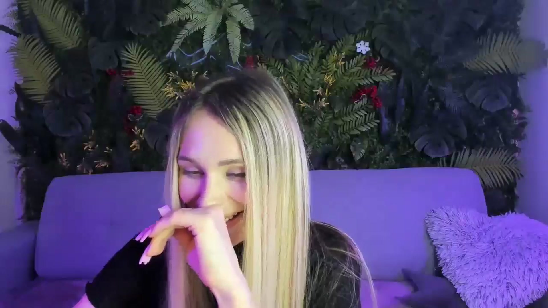 Gallery image thumbnail from Horny_Blond's myfreecams stream on, 01/05/2026, 14:07 image 16 of 20