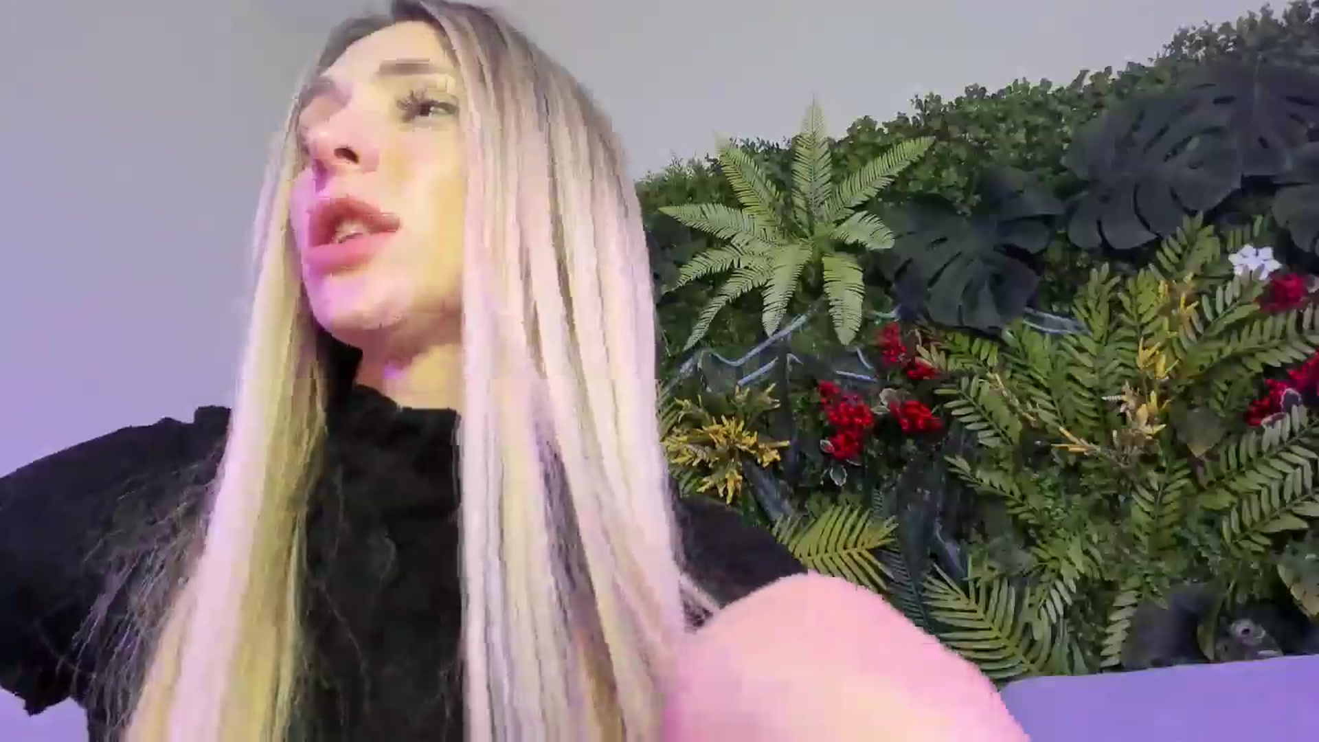 Gallery image thumbnail from Horny_Blond's myfreecams stream on, 01/05/2026, 14:56 image 18 of 20