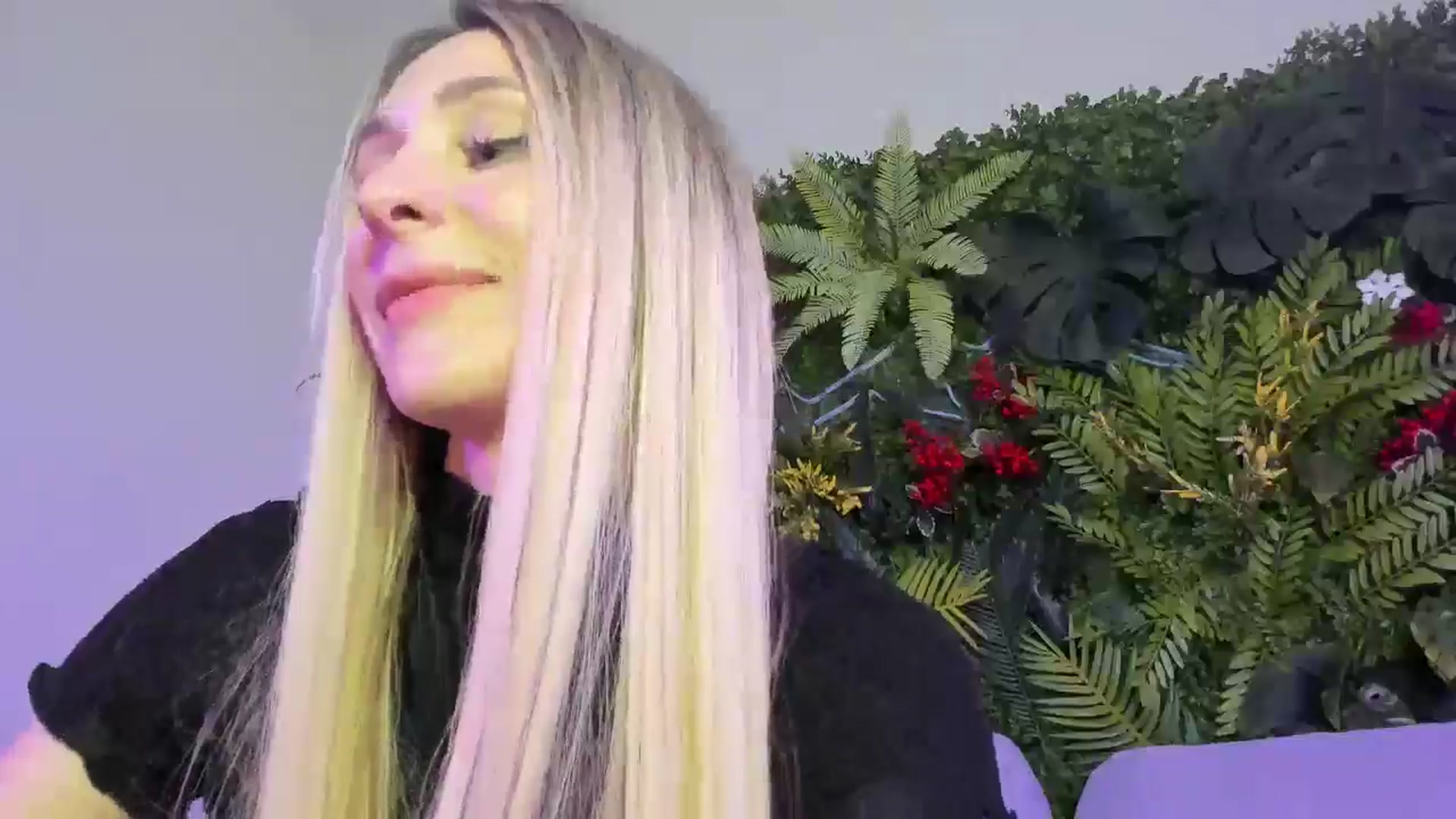 Gallery image thumbnail from Horny_Blond's myfreecams stream on, 01/05/2026, 14:56 image 17 of 20