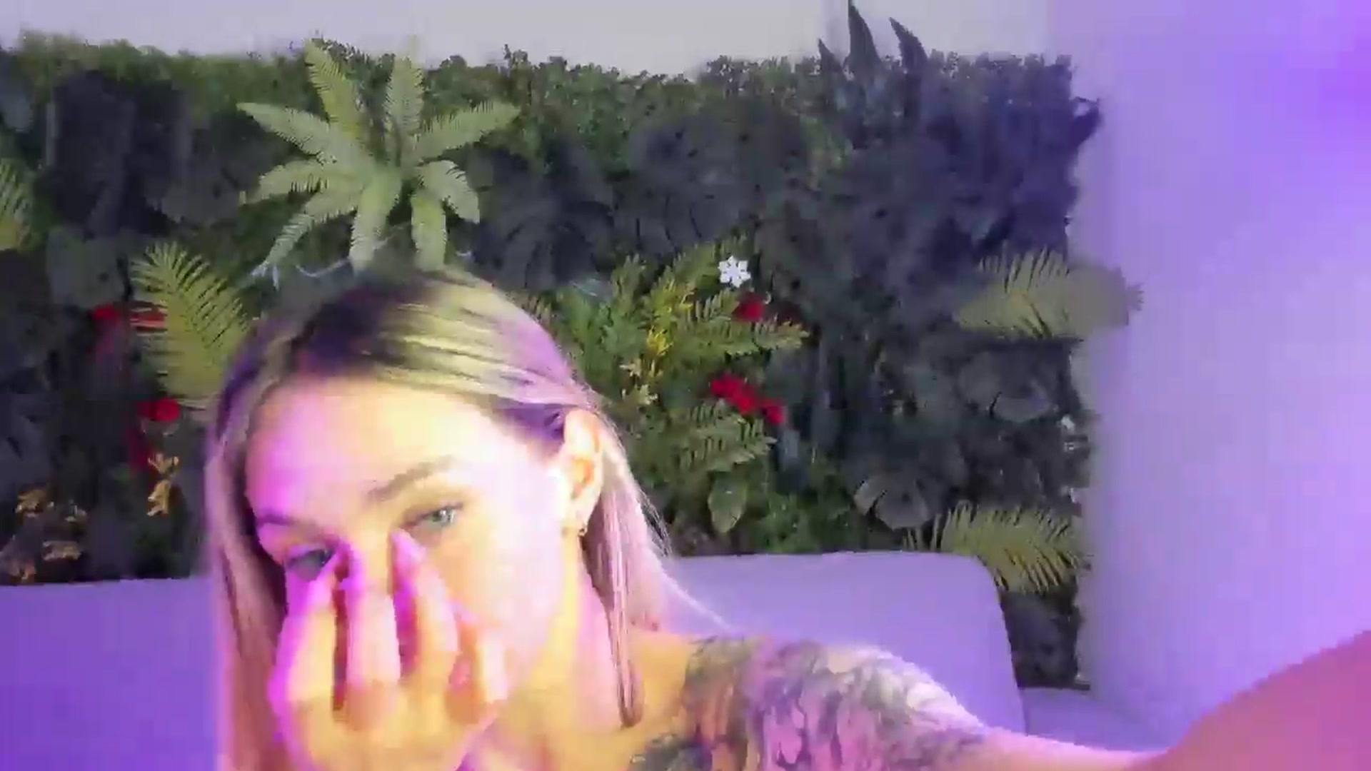 Gallery image thumbnail from Horny_Blond's myfreecams stream on, 01/09/2026, 14:27 image 6 of 20