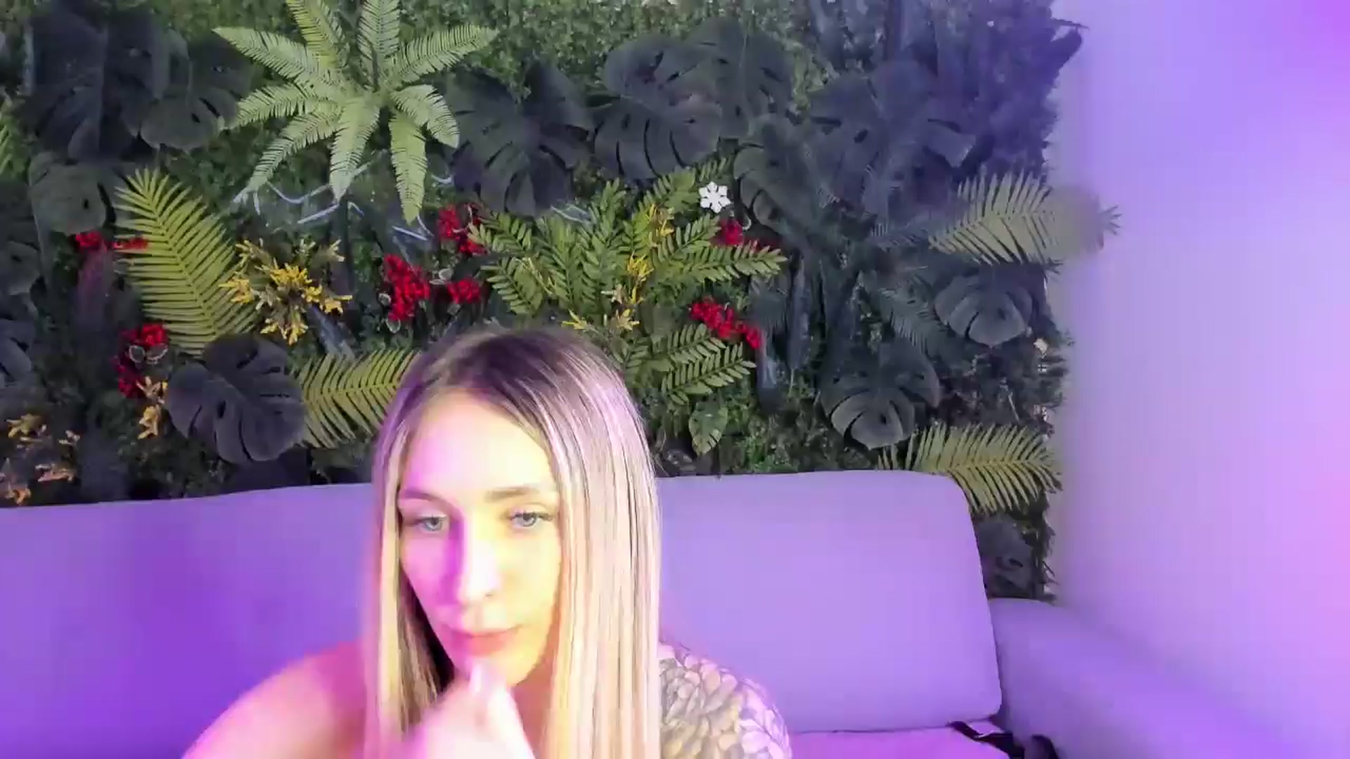 Gallery image thumbnail from Horny_Blond's myfreecams stream on, 01/09/2026, 14:27 image 17 of 20