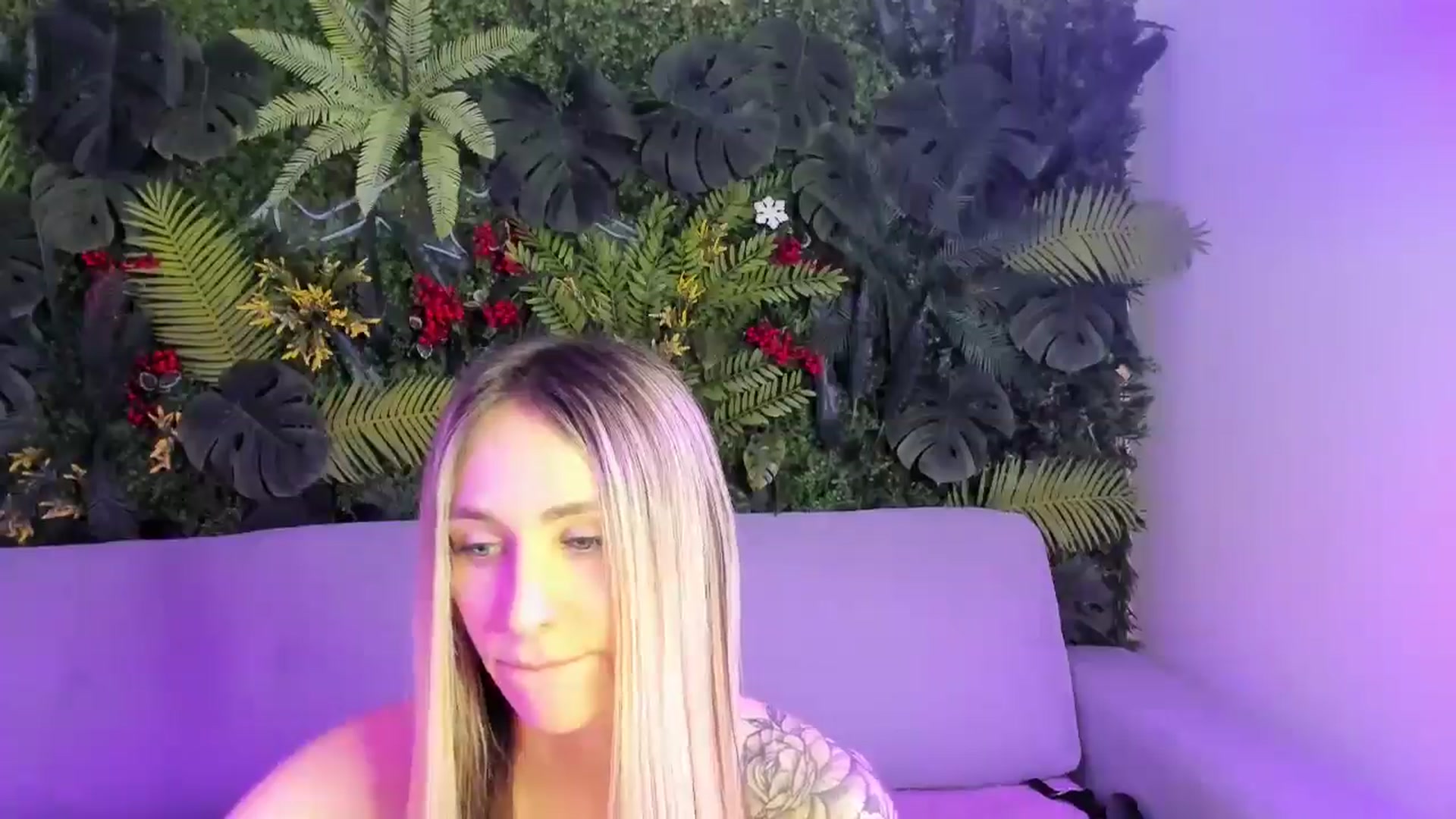 Gallery image thumbnail from Horny_Blond's myfreecams stream on, 01/09/2026, 14:27 image 12 of 20