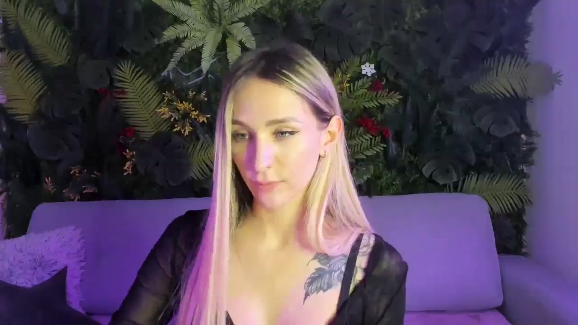 Gallery image thumbnail from Horny_Blond's myfreecams stream on, 01/10/2026, 12:42 image 20 of 20