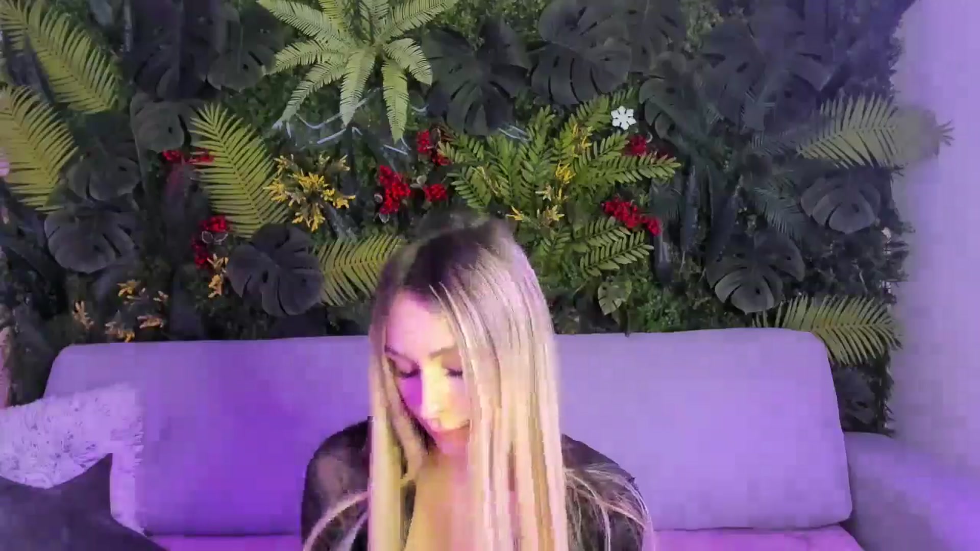 Gallery image thumbnail from Horny_Blond's myfreecams stream on, 01/10/2026, 13:25 image 12 of 20