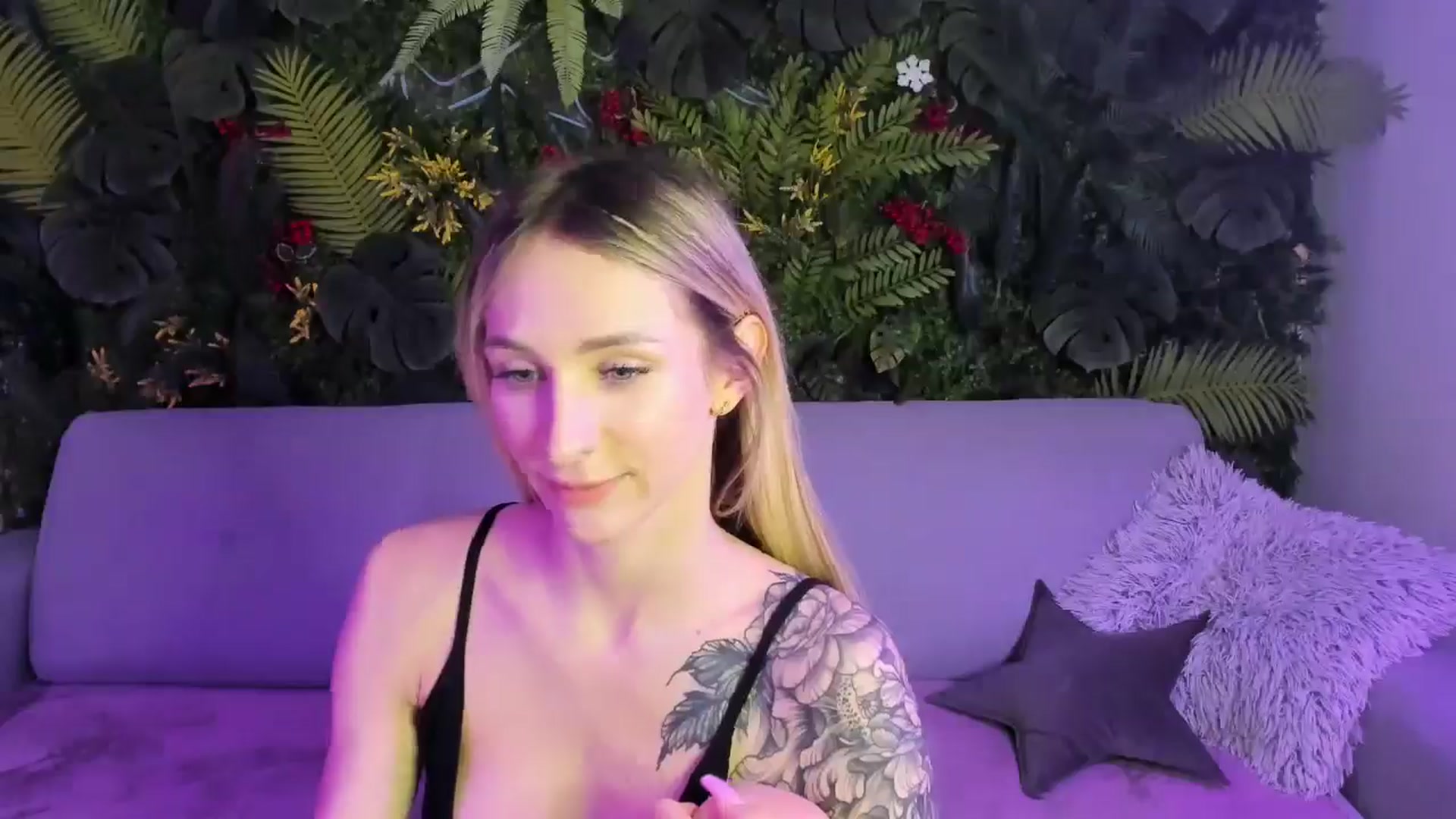 Gallery image thumbnail from Horny_Blond's myfreecams stream on, 01/11/2026, 09:42 image 16 of 20