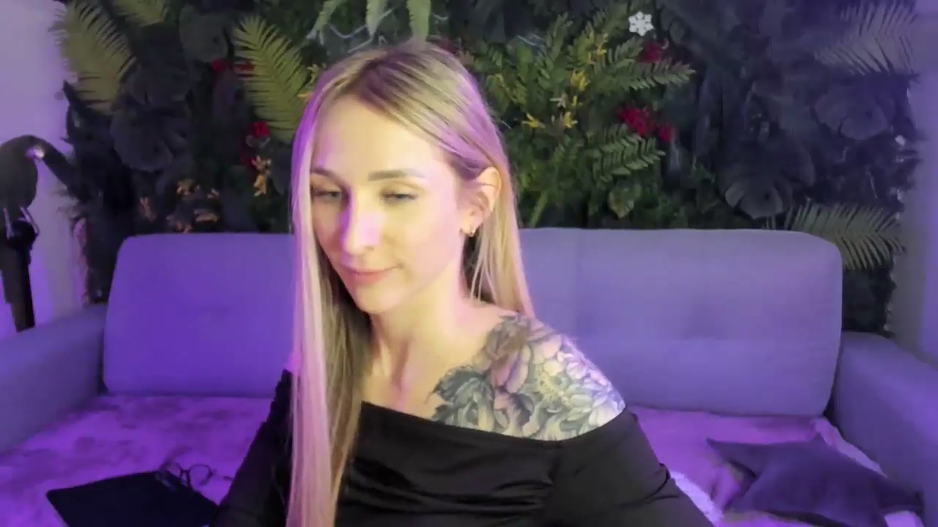 Gallery image thumbnail from Horny_Blond's myfreecams stream on, 01/16/2026, 11:44 image 20 of 20