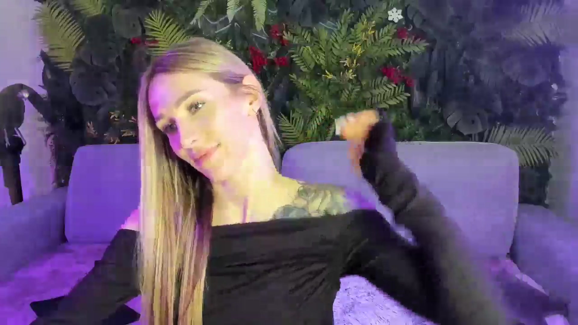 Gallery image thumbnail from Horny_Blond's myfreecams stream on, 01/16/2026, 11:44 image 18 of 20