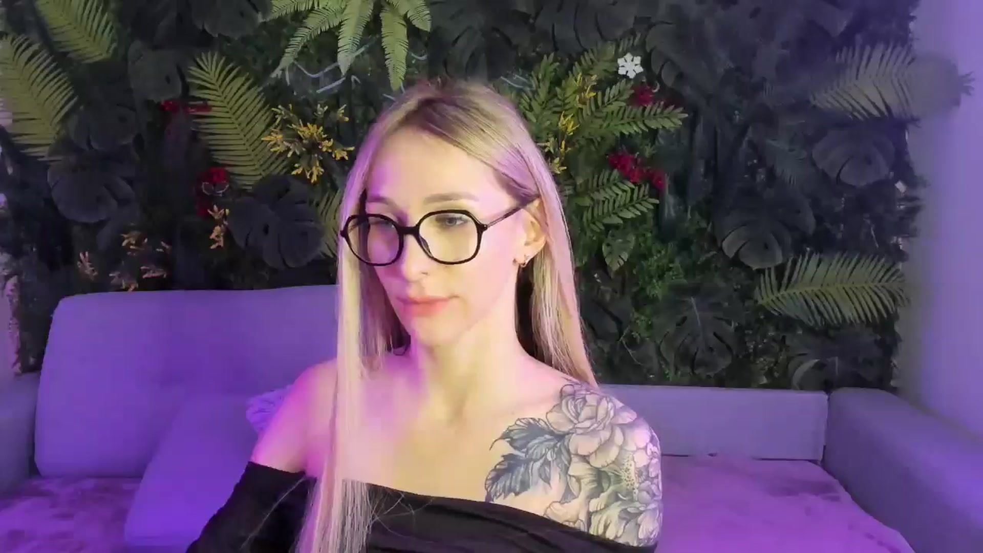 Gallery image thumbnail from Horny_Blond's myfreecams stream on, 01/16/2026, 13:17 image 5 of 20