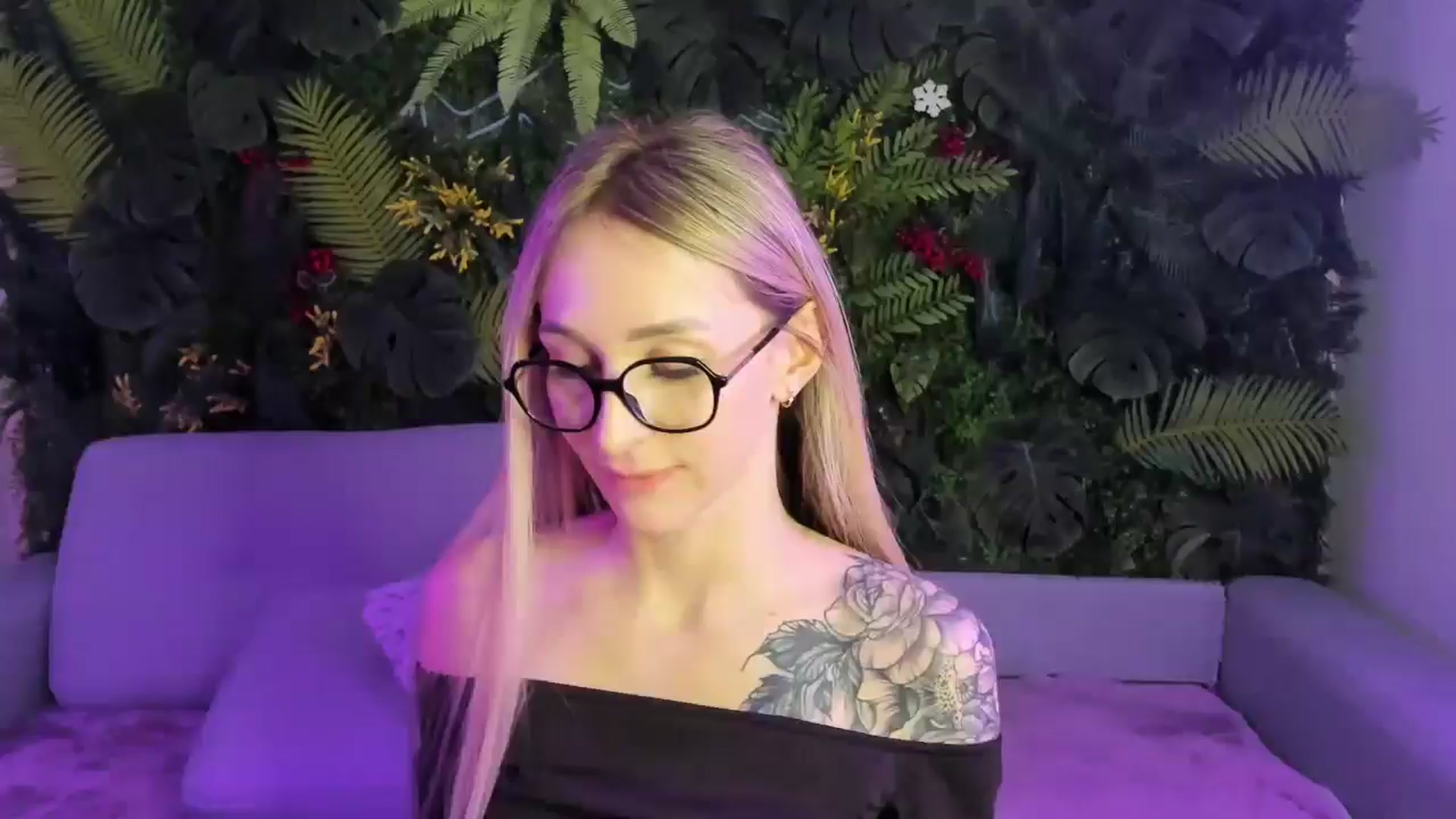 Gallery image thumbnail from Horny_Blond's myfreecams stream on, 01/16/2026, 13:17 image 1 of 20