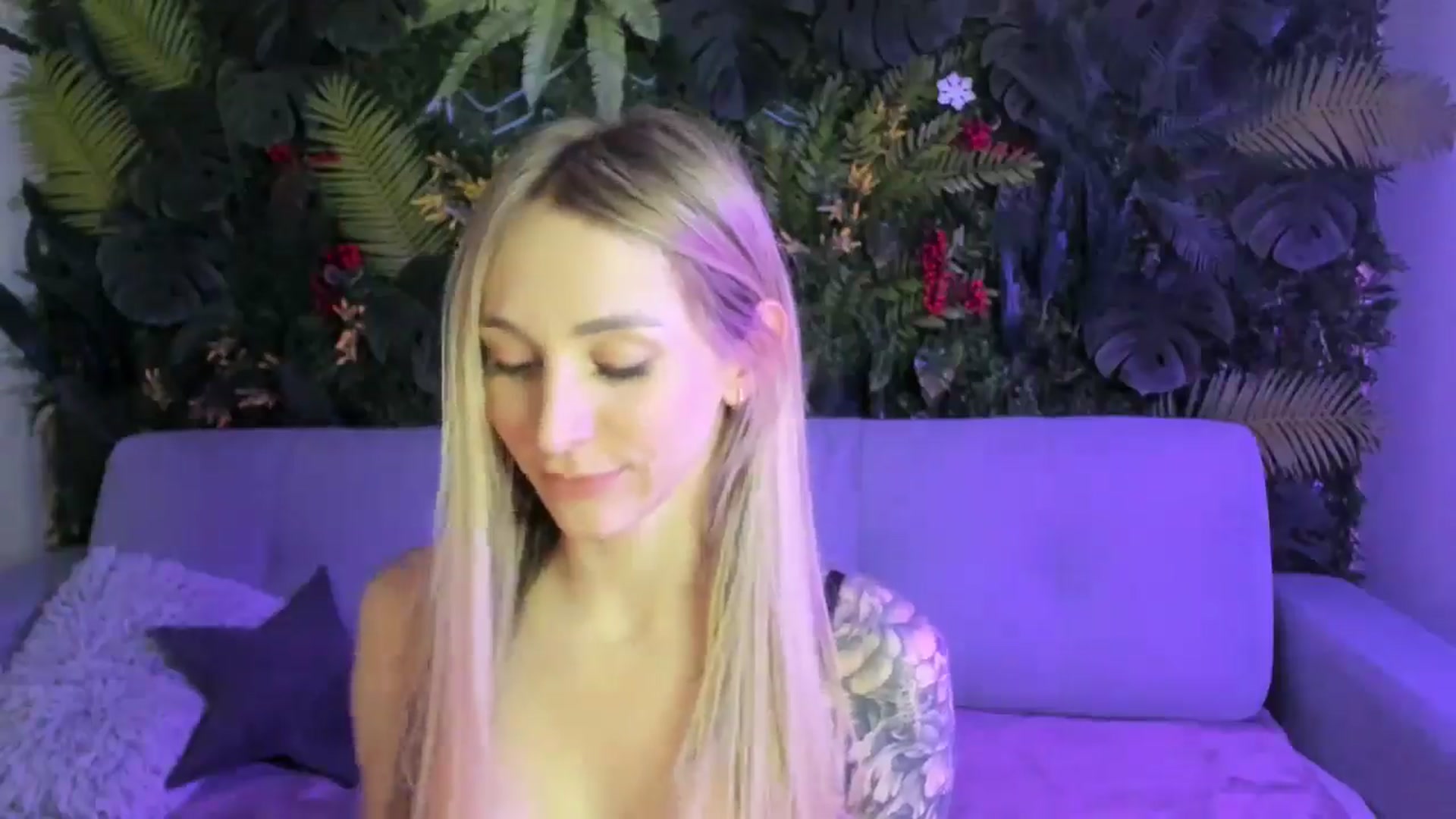 Gallery image thumbnail from Horny_Blond's myfreecams stream on, 01/17/2026, 10:19 image 4 of 20