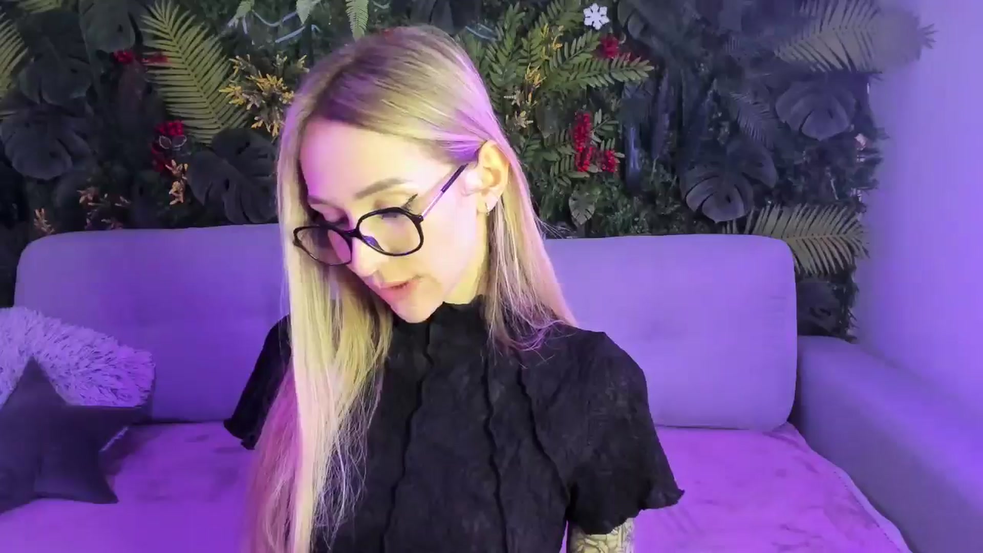 Gallery image thumbnail from Horny_Blond's myfreecams stream on, 01/18/2026, 09:36 image 19 of 20