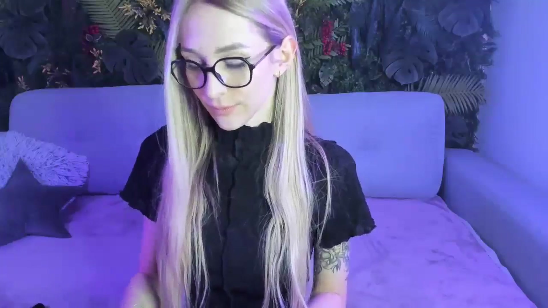 Gallery image thumbnail from Horny_Blond's myfreecams stream on, 01/18/2026, 09:36 image 11 of 20