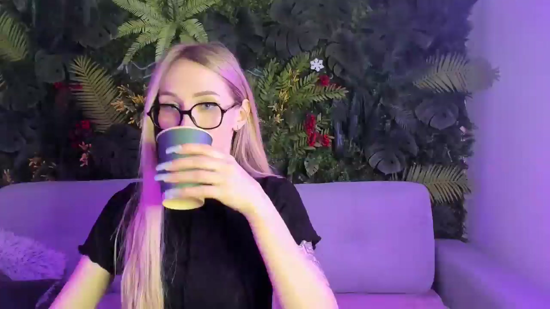 Gallery image thumbnail from Horny_Blond's myfreecams stream on, 01/18/2026, 10:30 image 1 of 20