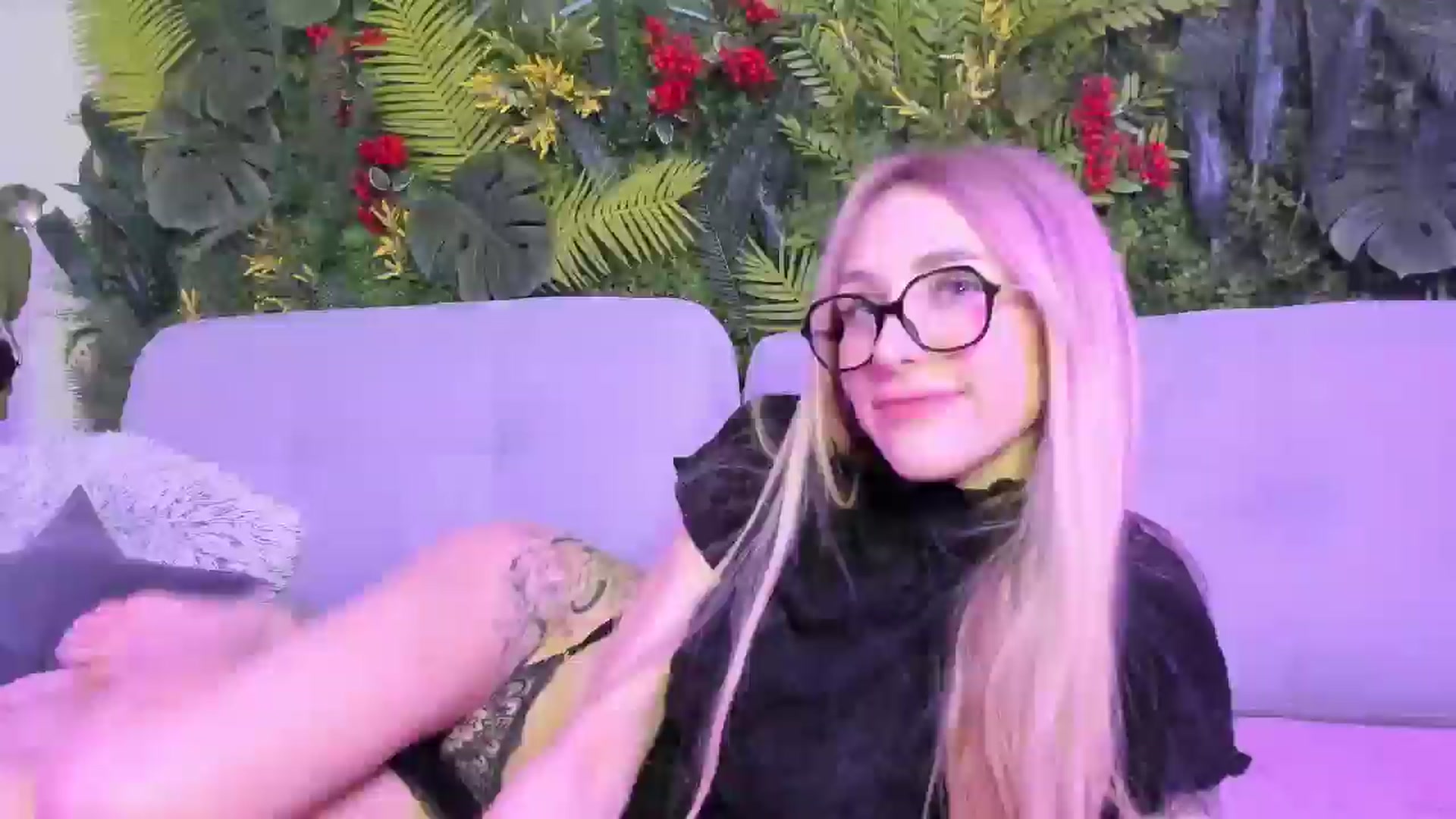 Gallery image thumbnail from Horny_Blond's myfreecams stream on, 01/18/2026, 10:30 image 10 of 20