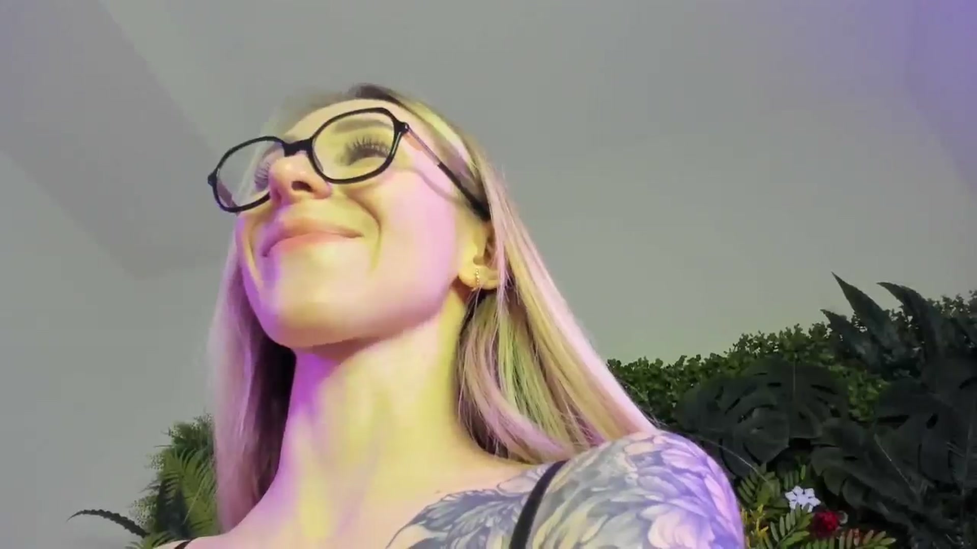Gallery image thumbnail from Horny_Blond's myfreecams stream on, 01/23/2026, 10:33 image 17 of 20