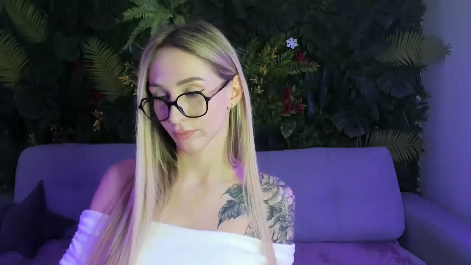 Gallery image thumbnail from Horny_Blond's myfreecams stream on, 01/25/2026, 09:34 image 14 of 20