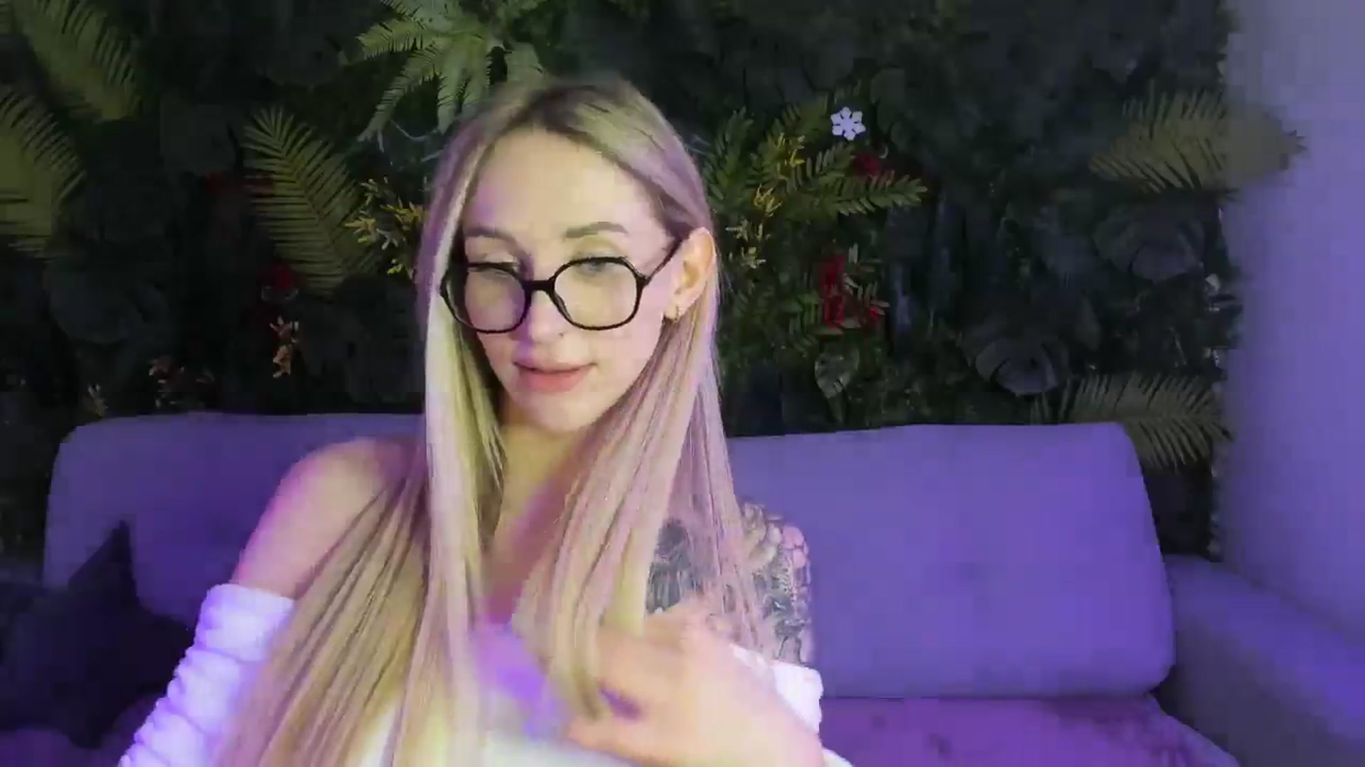 Gallery image thumbnail from Horny_Blond's myfreecams stream on, 01/25/2026, 09:34 image 10 of 20
