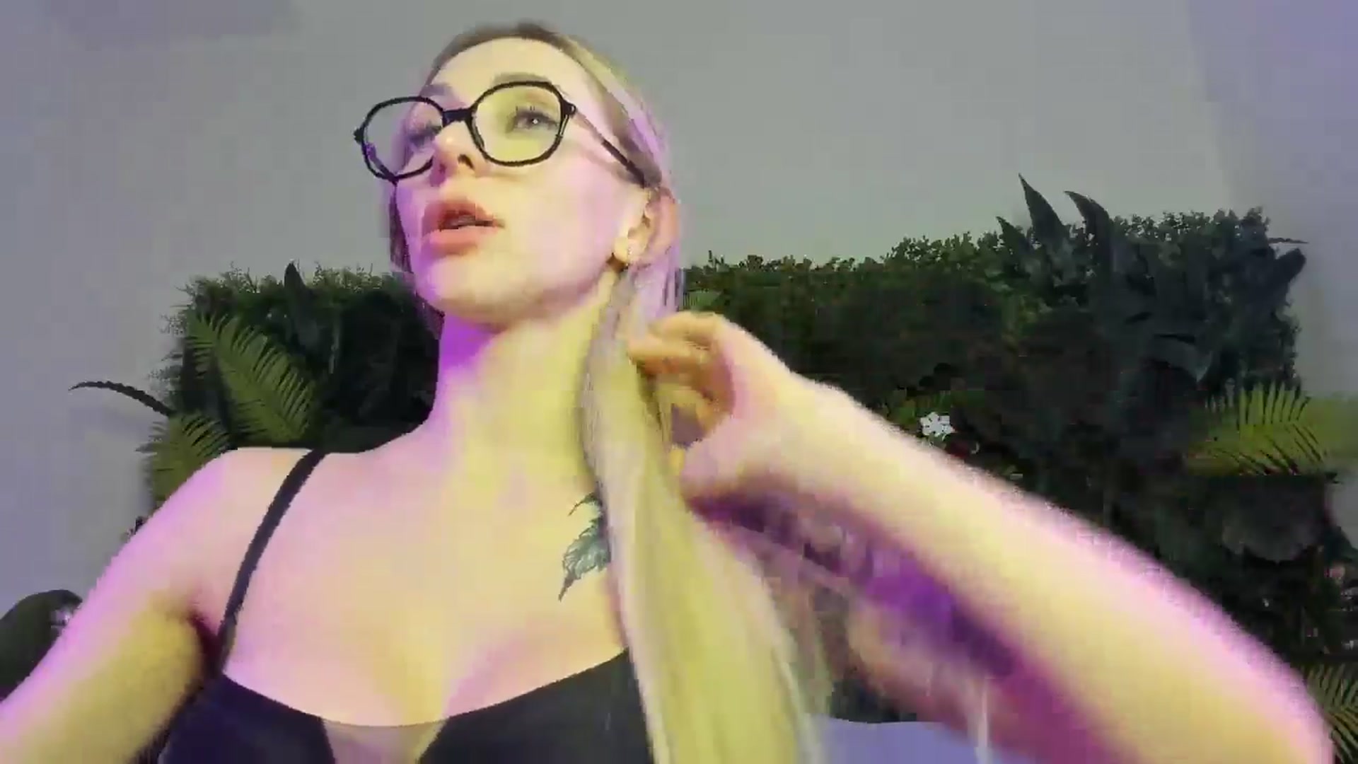 Gallery image thumbnail from Horny_Blond's myfreecams stream on, 01/26/2026, 14:58 image 4 of 20