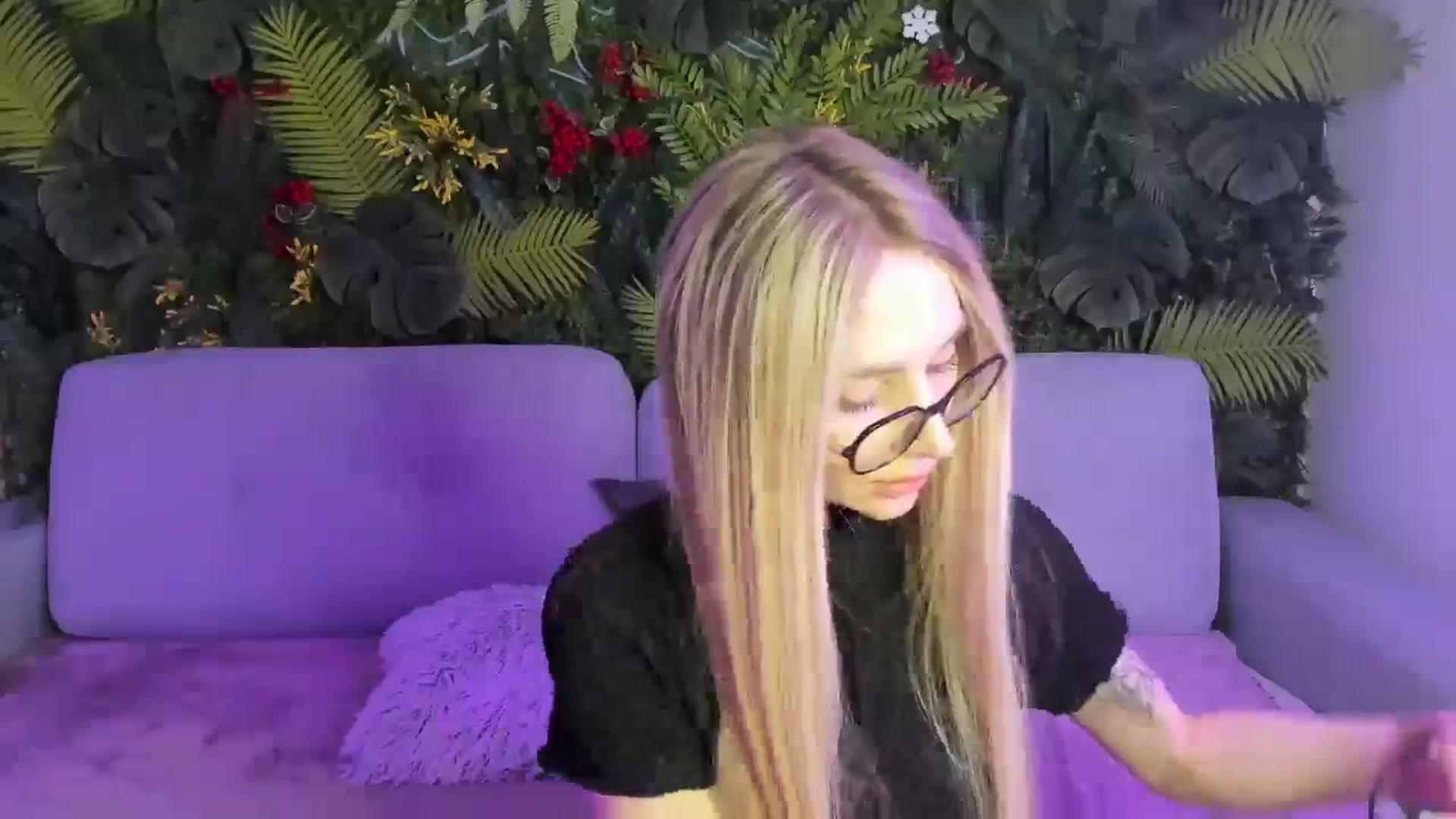 Gallery image thumbnail from Horny_Blond's myfreecams stream on, 02/01/2026, 09:50 image 7 of 20