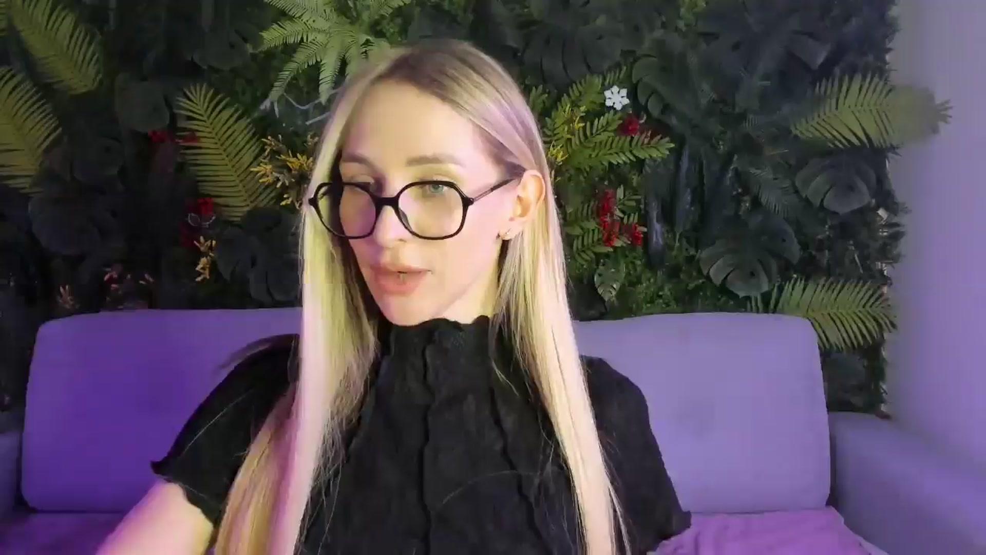 Gallery image thumbnail from Horny_Blond's myfreecams stream on, 02/01/2026, 10:02 image 4 of 20