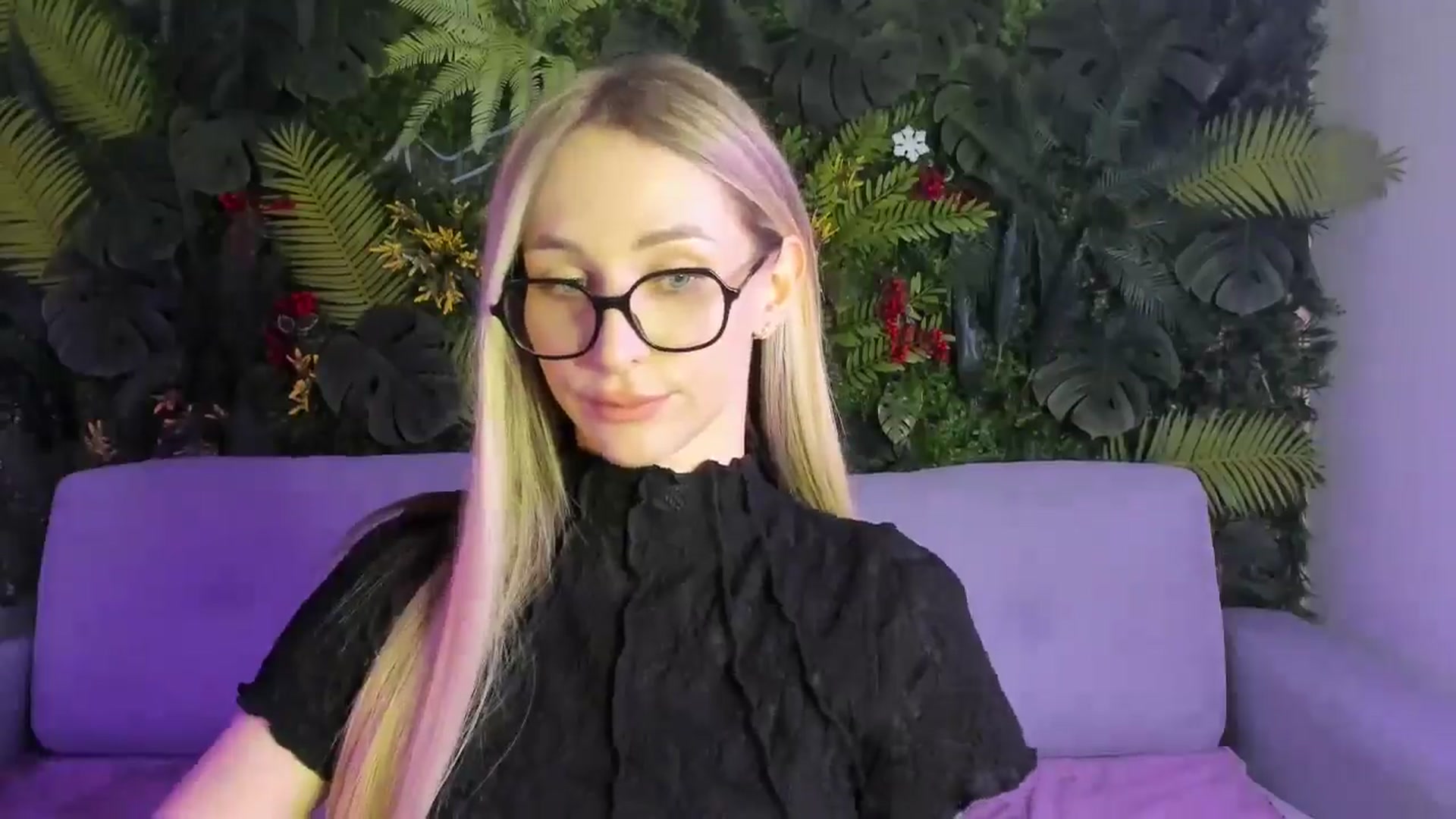 Gallery image thumbnail from Horny_Blond's myfreecams stream on, 02/01/2026, 10:02 image 5 of 20