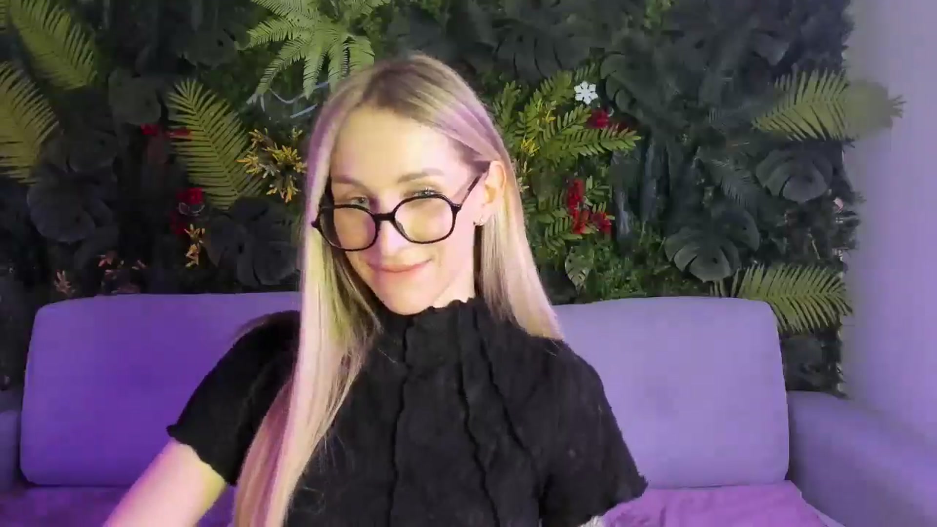 Gallery image thumbnail from Horny_Blond's myfreecams stream on, 02/01/2026, 10:02 image 10 of 20