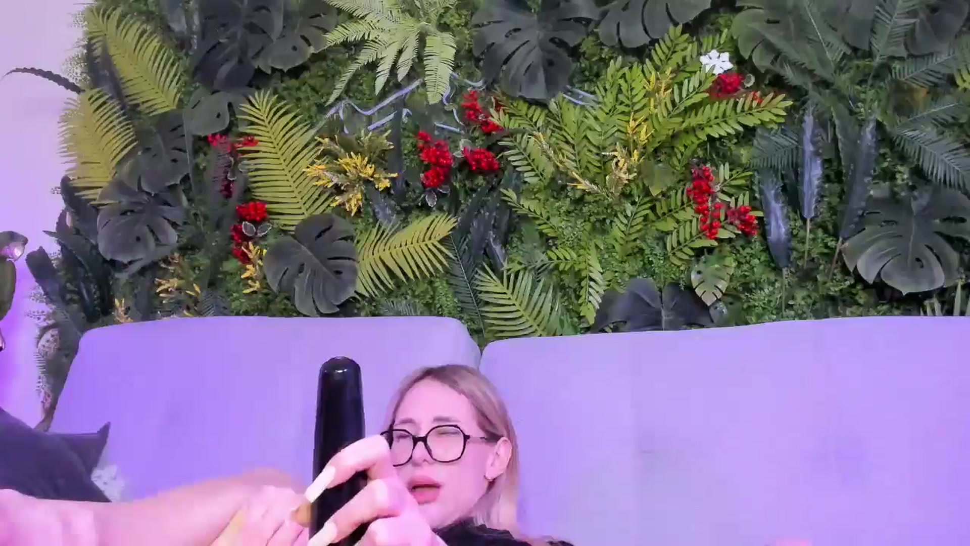 Gallery image thumbnail from Horny_Blond's myfreecams stream on, 02/01/2026, 11:12 image 10 of 20