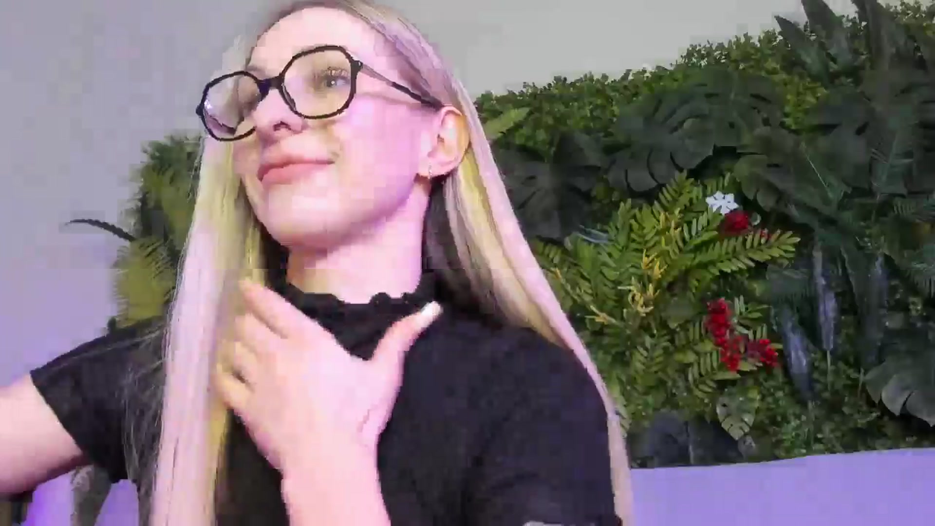 Gallery image thumbnail from Horny_Blond's myfreecams stream on, 02/01/2026, 11:12 image 14 of 20