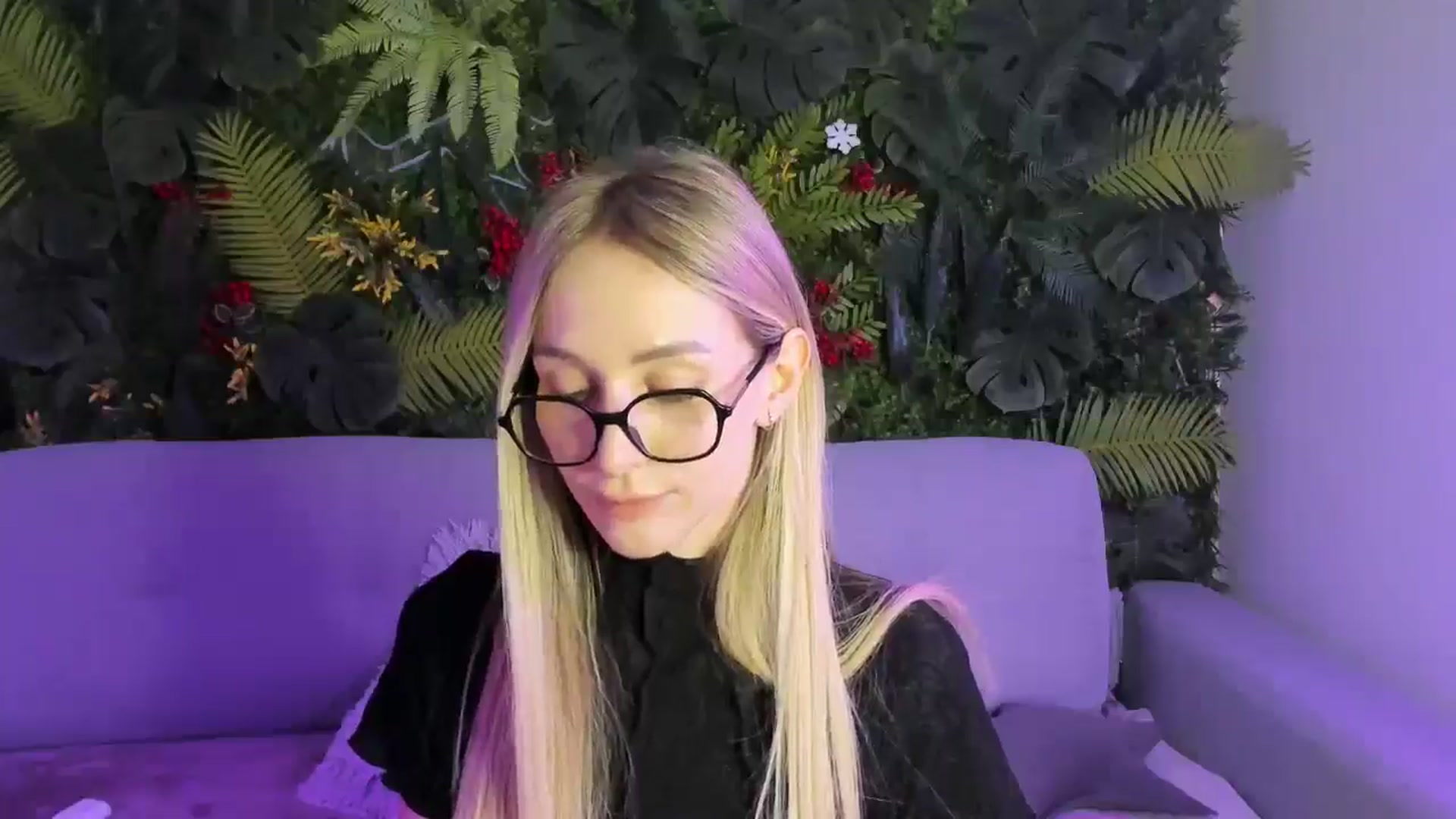 Gallery image thumbnail from Horny_Blond's myfreecams stream on, 02/02/2026, 10:48 image 19 of 20