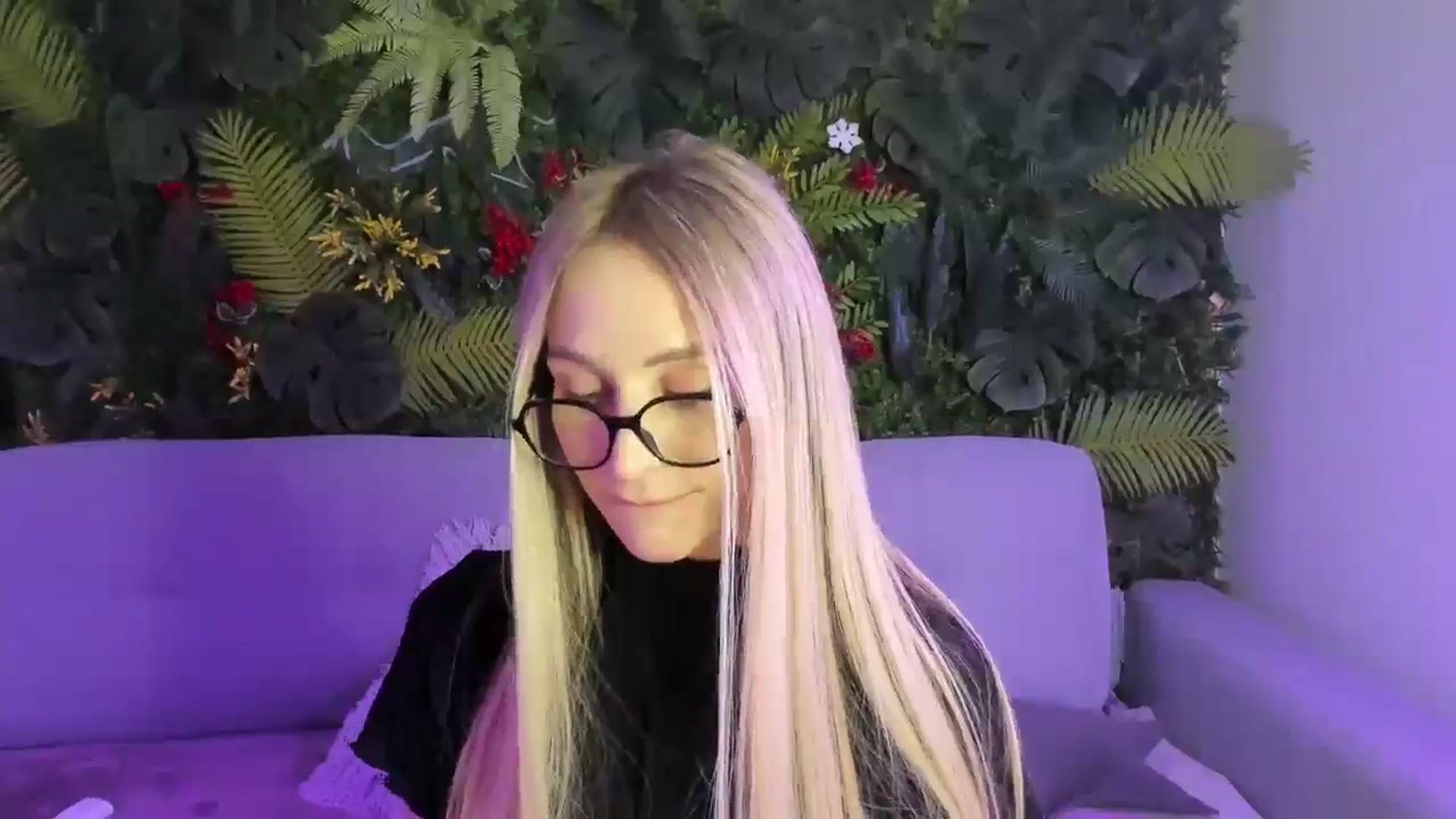 Gallery image thumbnail from Horny_Blond's myfreecams stream on, 02/02/2026, 10:48 image 10 of 20