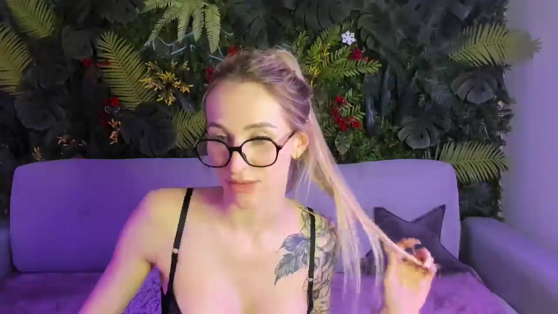 Gallery image thumbnail from Horny_Blond's myfreecams stream on, 02/06/2026, 10:09 image 19 of 20