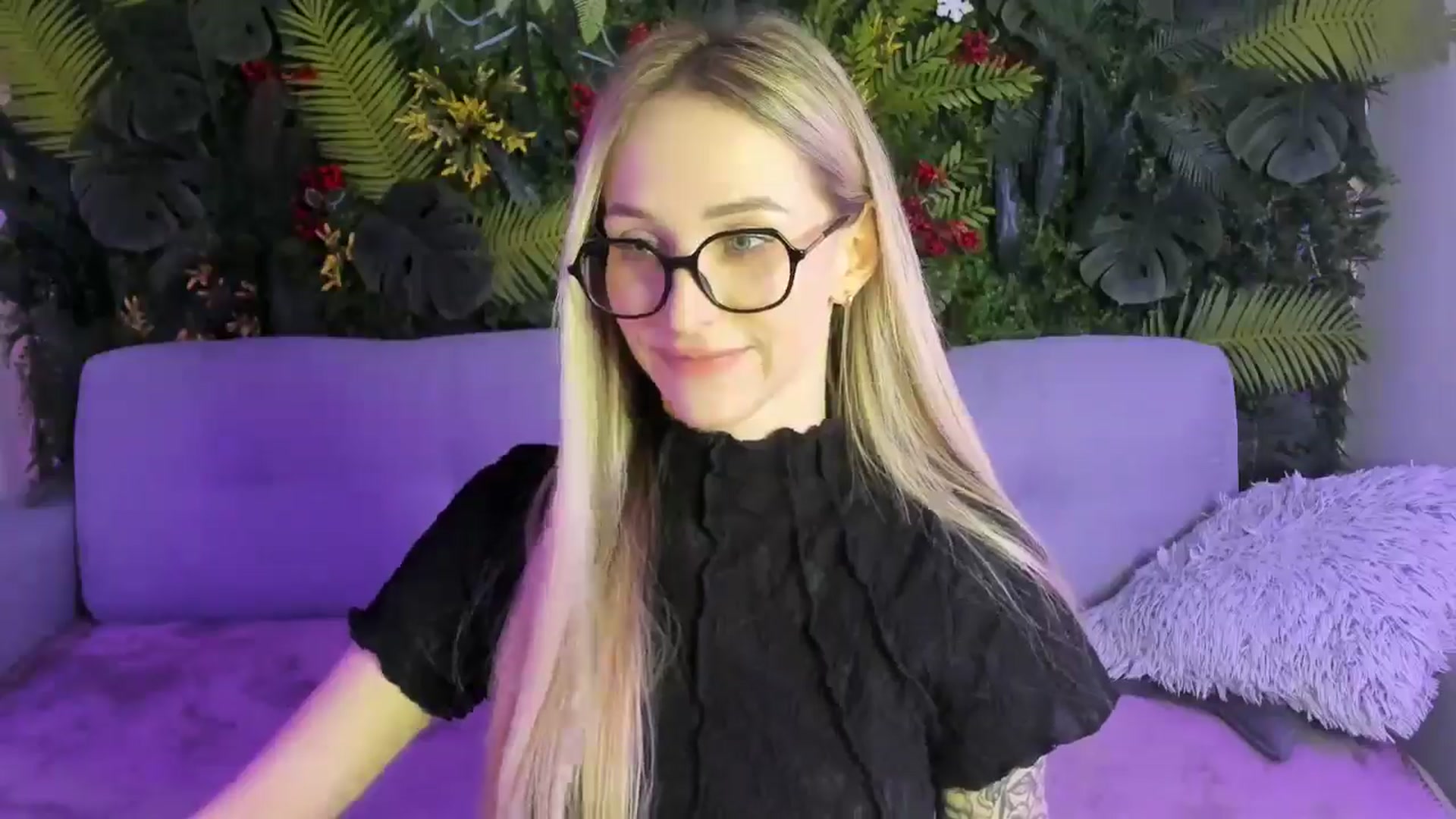 Gallery image thumbnail from Horny_Blond's myfreecams stream on, 02/07/2026, 09:32 image 5 of 20