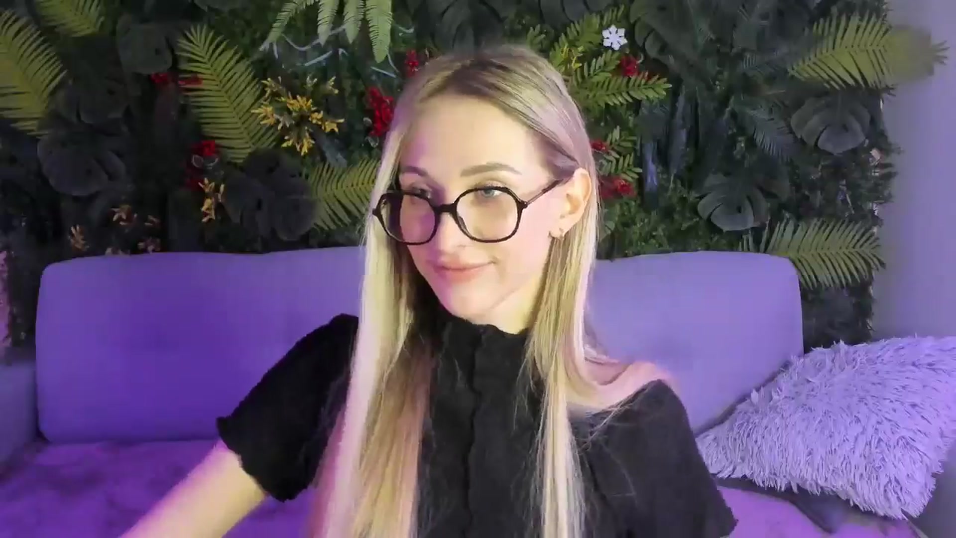 Gallery image thumbnail from Horny_Blond's myfreecams stream on, 02/07/2026, 09:32 image 11 of 20