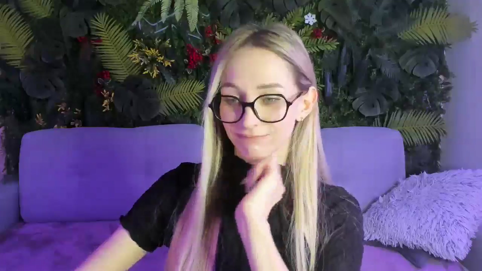 Gallery image thumbnail from Horny_Blond's myfreecams stream on, 02/07/2026, 09:32 image 13 of 20