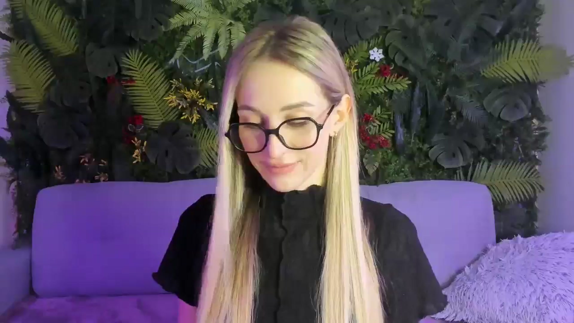 Gallery image thumbnail from Horny_Blond's myfreecams stream on, 02/07/2026, 09:32 image 2 of 20