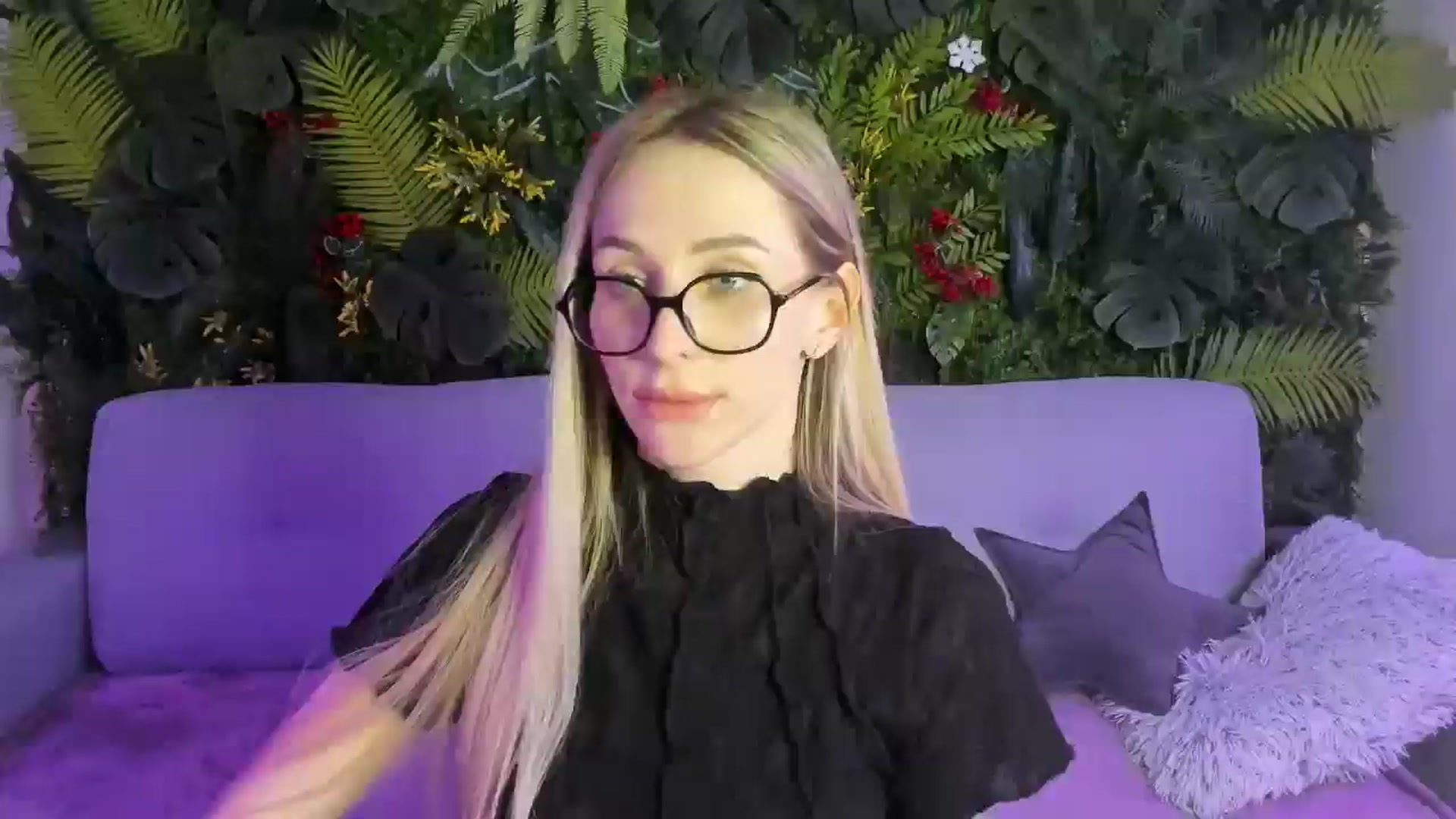 Gallery image thumbnail from Horny_Blond's myfreecams stream on, 02/07/2026, 14:14 image 1 of 20