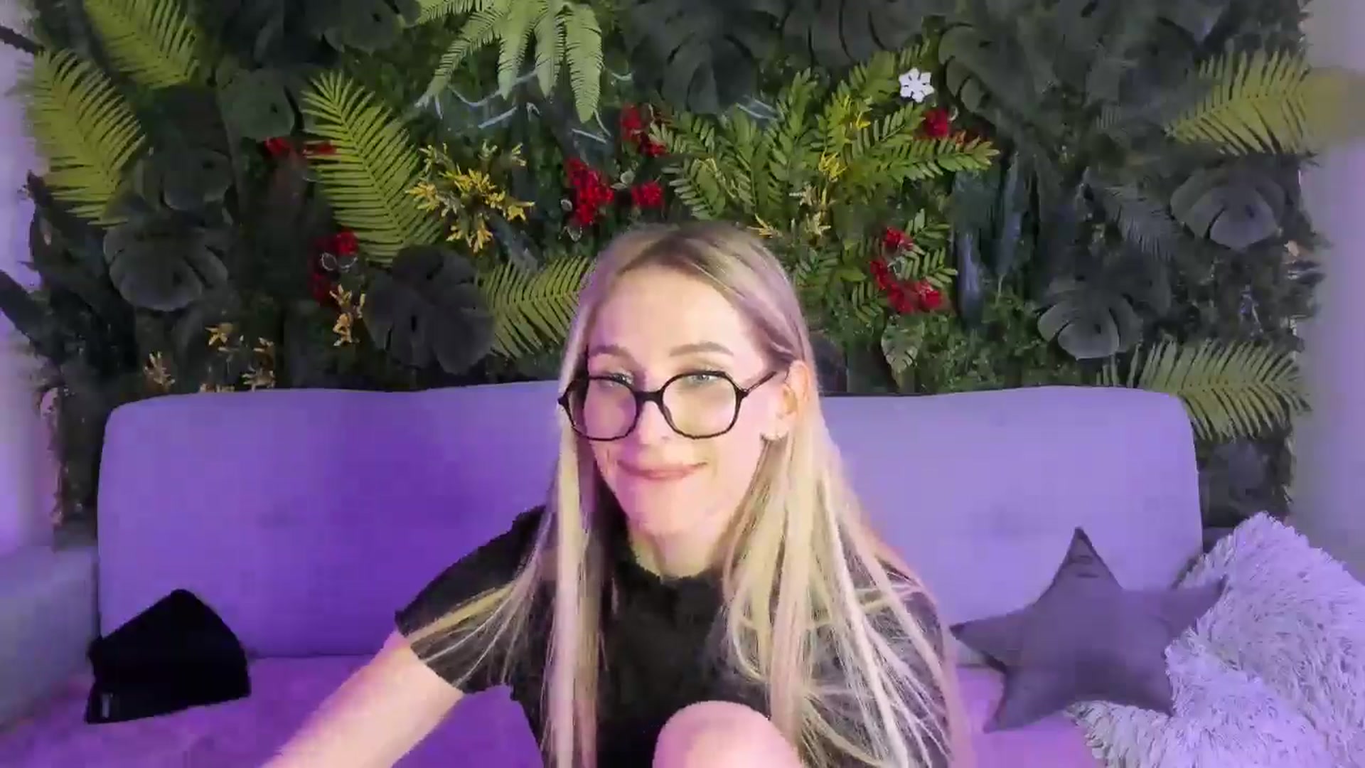 Gallery image thumbnail from Horny_Blond's myfreecams stream on, 02/07/2026, 14:34 image 18 of 20