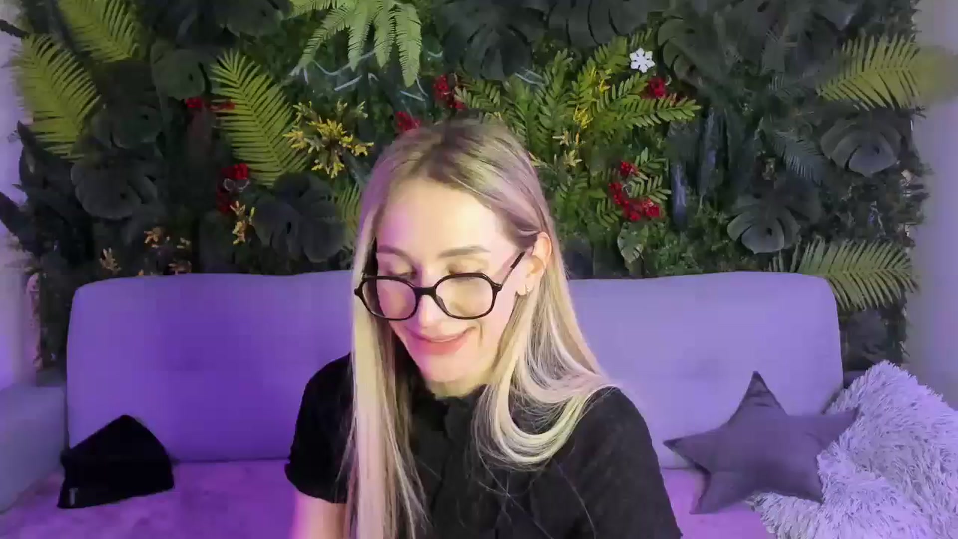 Gallery image thumbnail from Horny_Blond's myfreecams stream on, 02/07/2026, 14:34 image 13 of 20