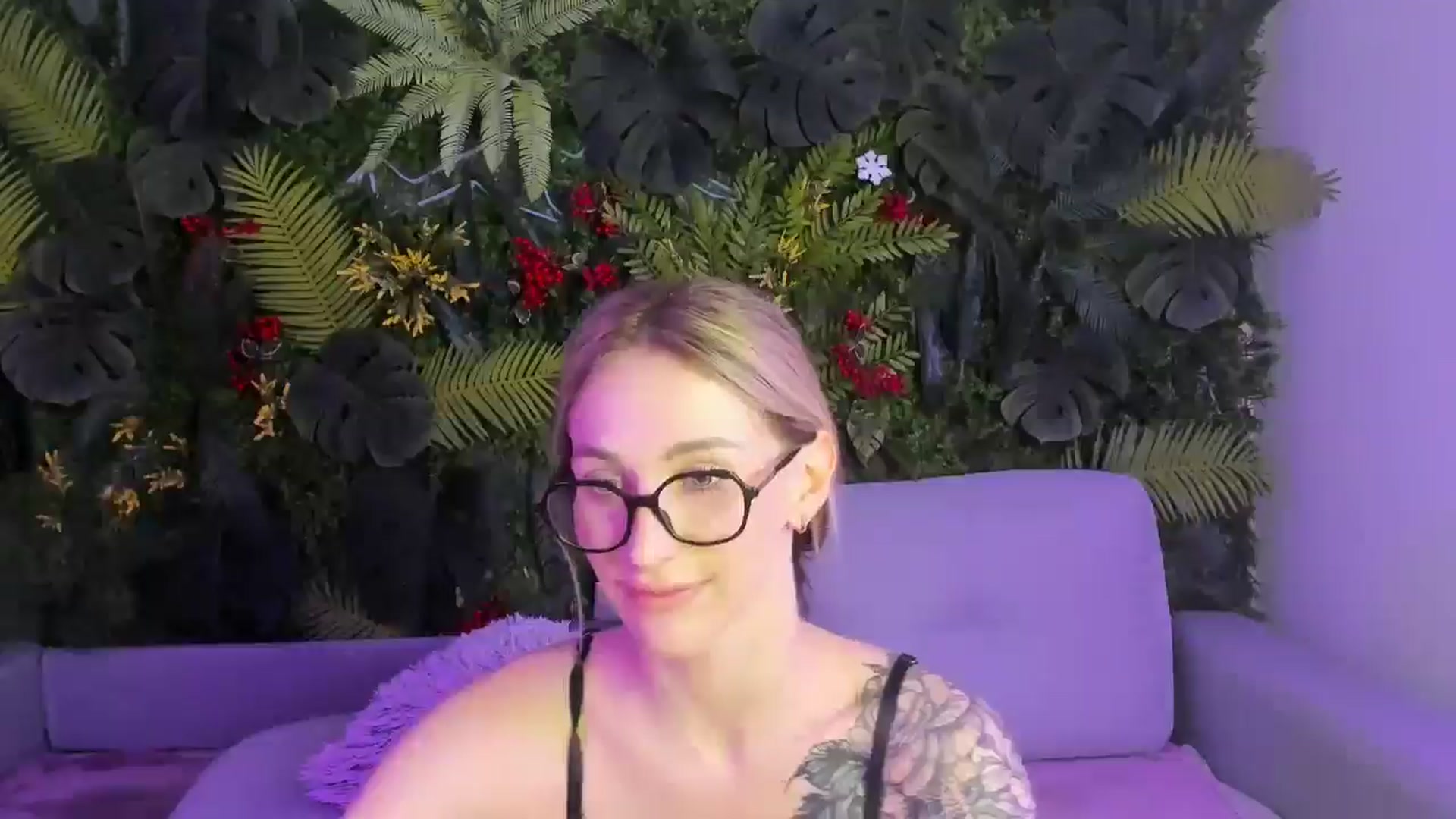 Gallery image thumbnail from Horny_Blond's myfreecams stream on, 02/08/2026, 11:49 image 19 of 20