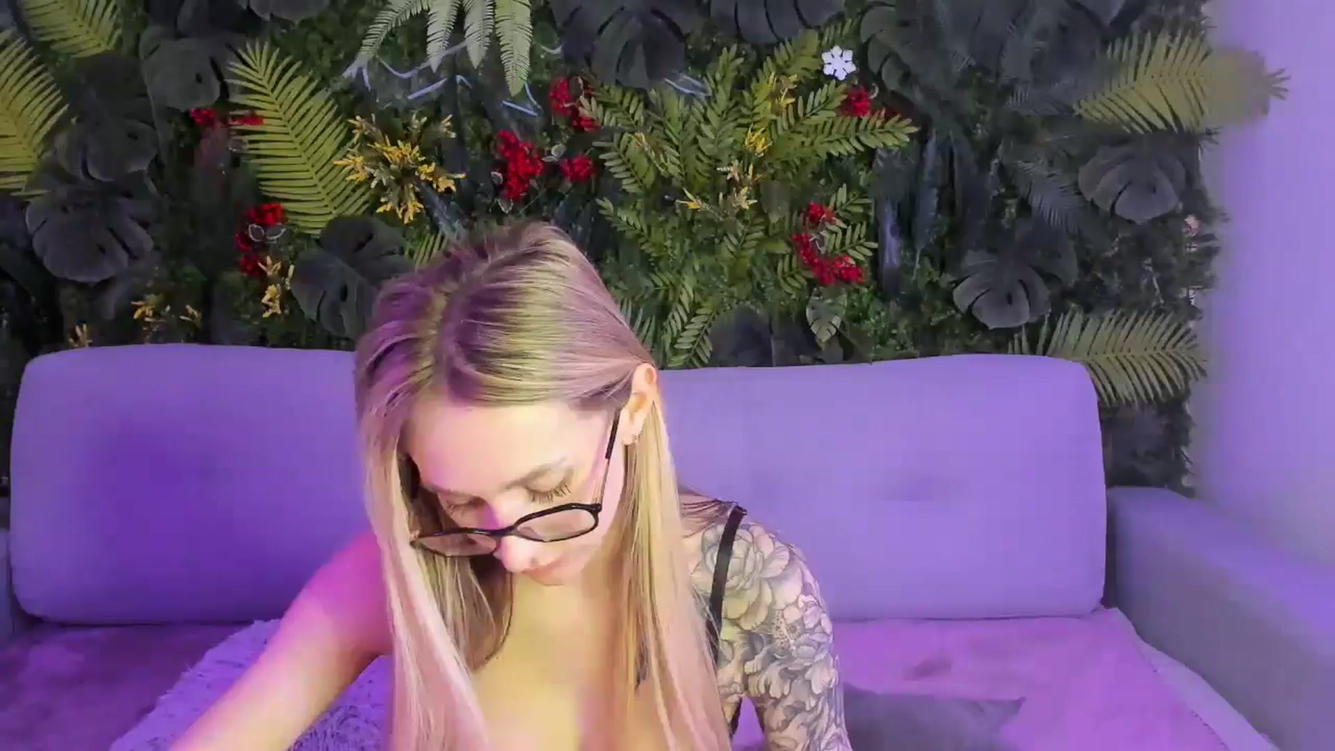 Gallery image thumbnail from Horny_Blond's myfreecams stream on, 02/08/2026, 13:04 image 14 of 20