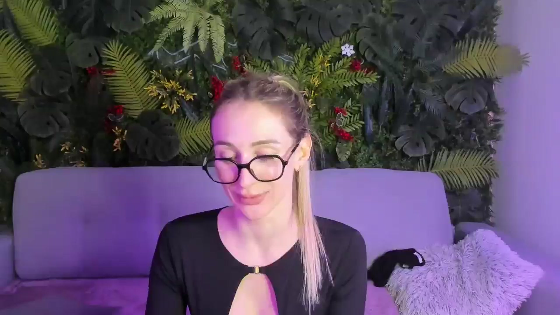 Gallery image thumbnail from Horny_Blond's myfreecams stream on, 02/13/2026, 14:26 image 17 of 20