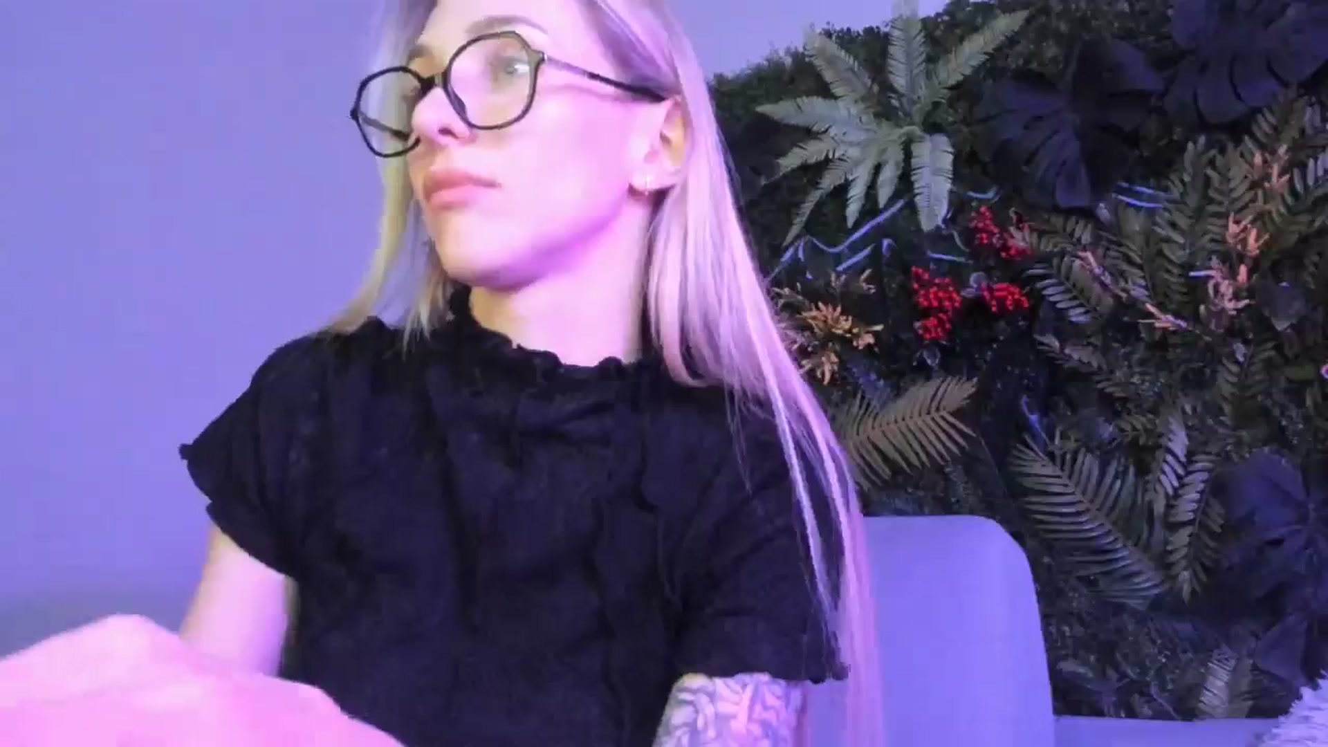 Gallery image thumbnail from Horny_Blond's myfreecams stream on, 02/16/2026, 15:00 image 14 of 20
