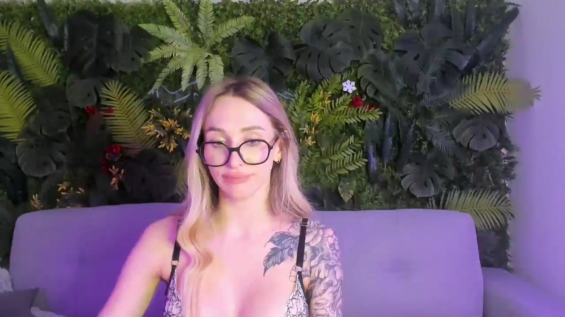 Gallery image thumbnail from Horny_Blond's myfreecams stream on, 02/22/2026, 14:10 image 14 of 20