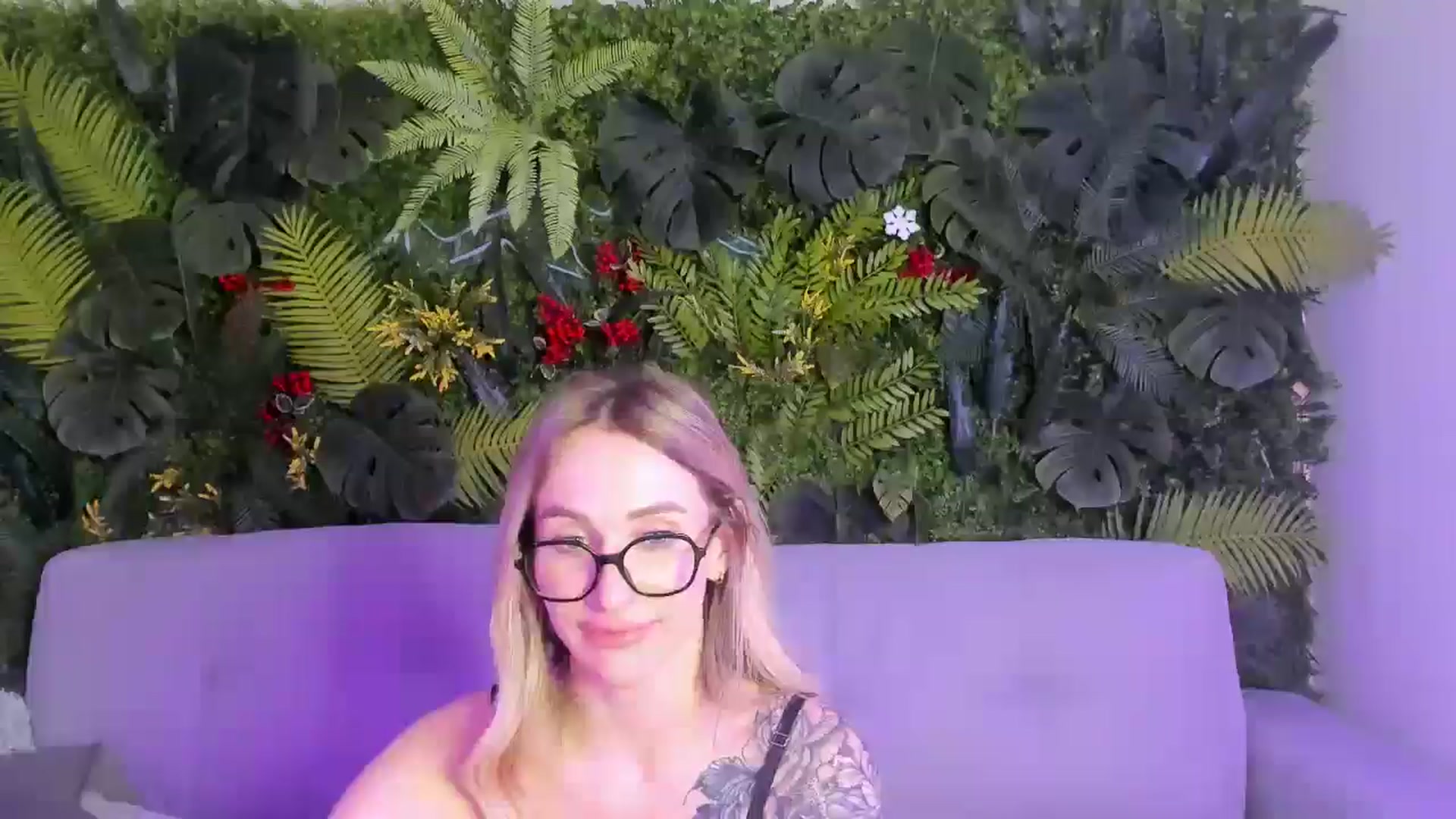 Gallery image thumbnail from Horny_Blond's myfreecams stream on, 02/22/2026, 14:10 image 13 of 20