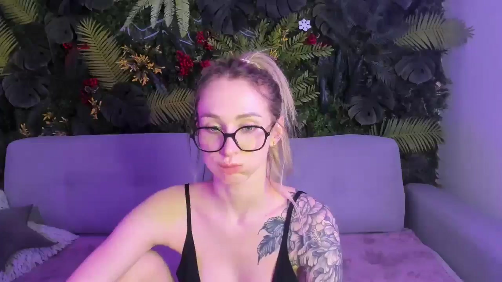 Gallery image thumbnail from Horny_Blond's myfreecams stream on, 02/23/2026, 09:37 image 7 of 20