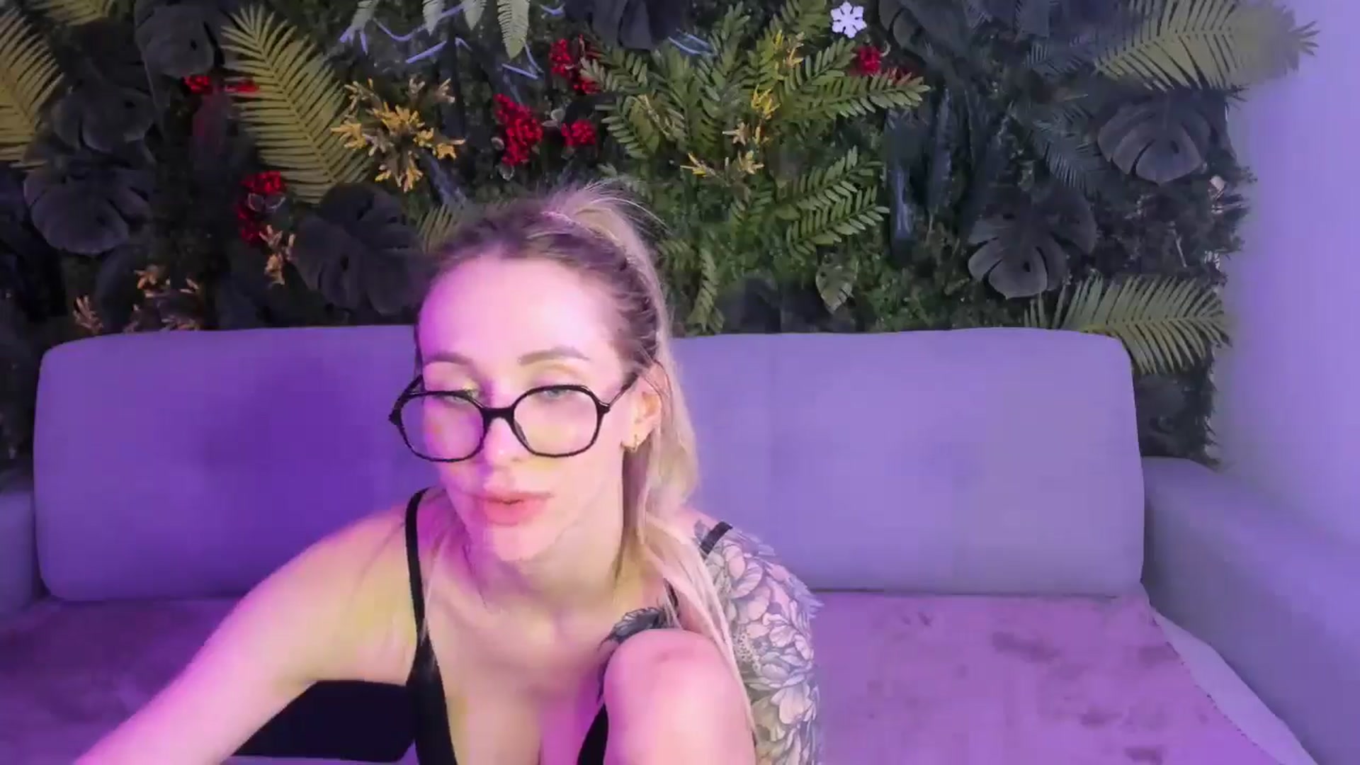 Gallery image thumbnail from Horny_Blond's myfreecams stream on, 02/23/2026, 13:43 image 10 of 20