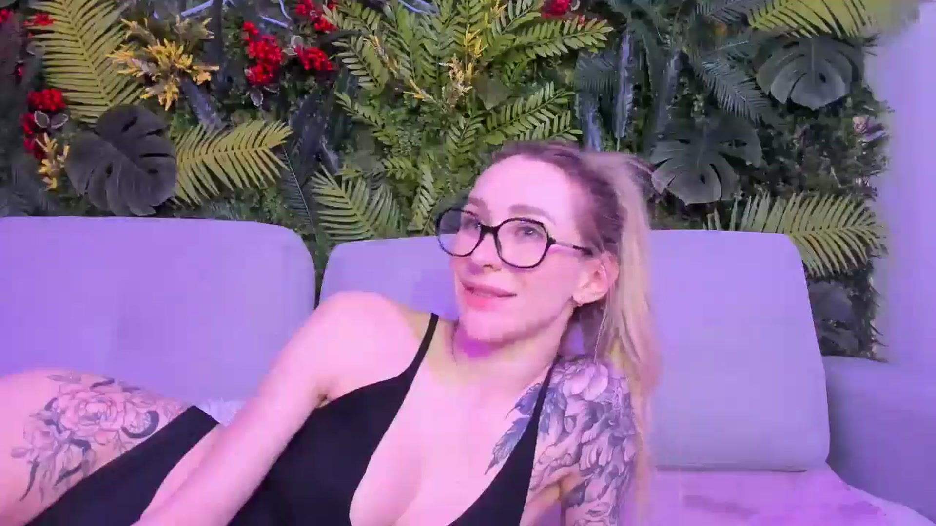 Gallery image thumbnail from Horny_Blond's myfreecams stream on, 02/23/2026, 13:43 image 14 of 20
